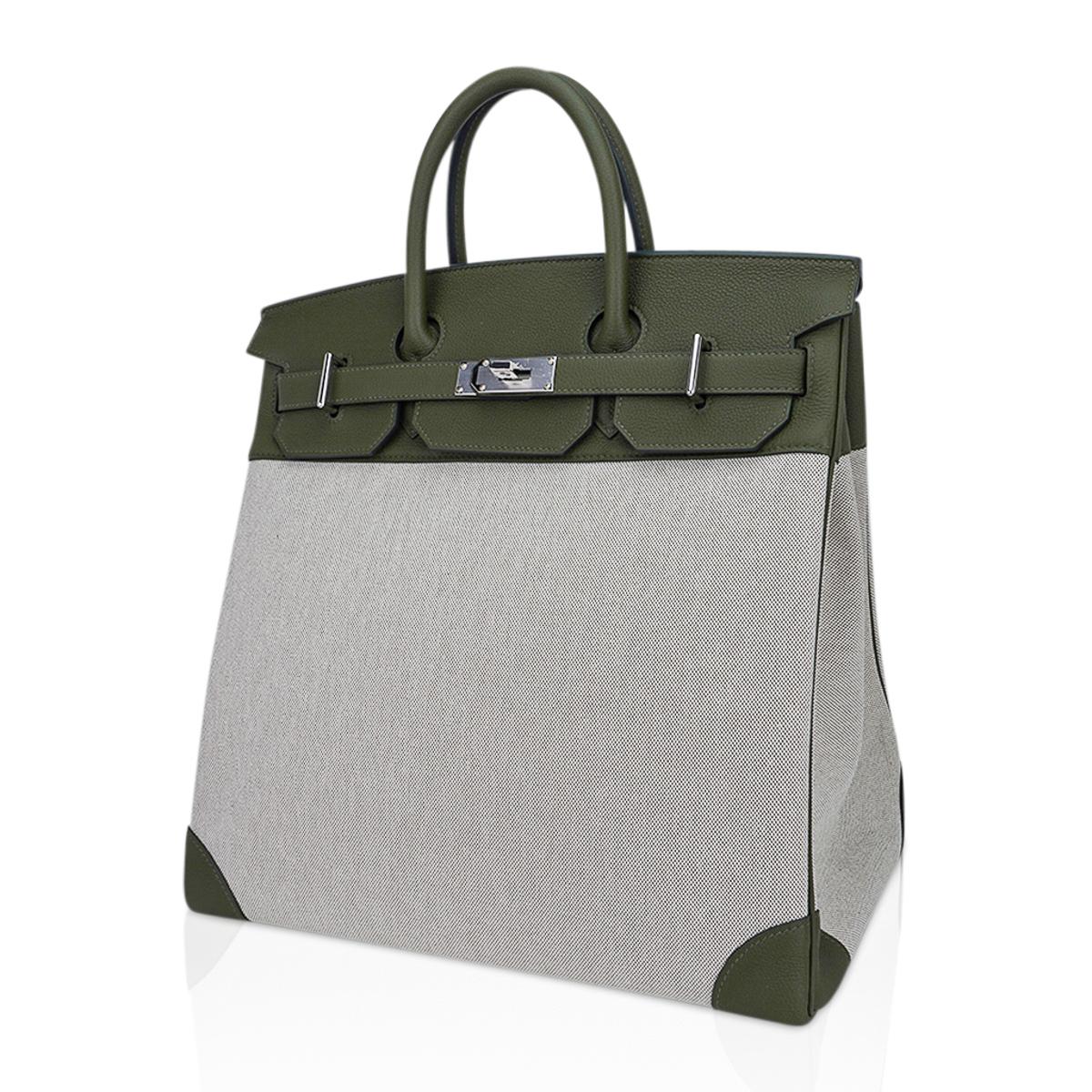 Hermes Hac 40 Vert Veronese mit Ecru und Vert Amande Toile Birkin Bag im Zustand „Neu“ im Angebot in Miami, FL