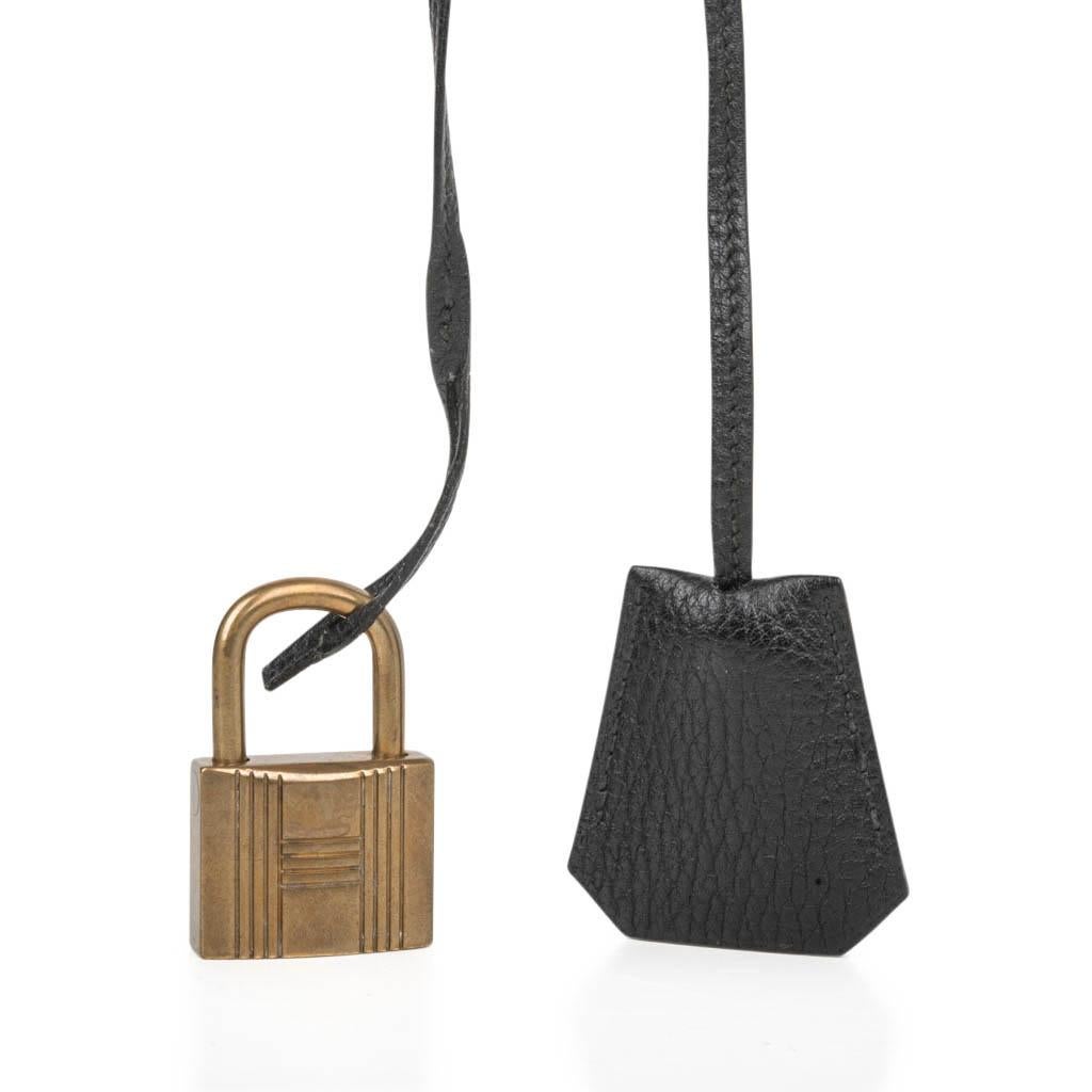 Hermes Hac 50 Sac Birkin Homme Cuir Fjord Noir Quincaillerie en laiton Bon état - En vente à Miami, FL