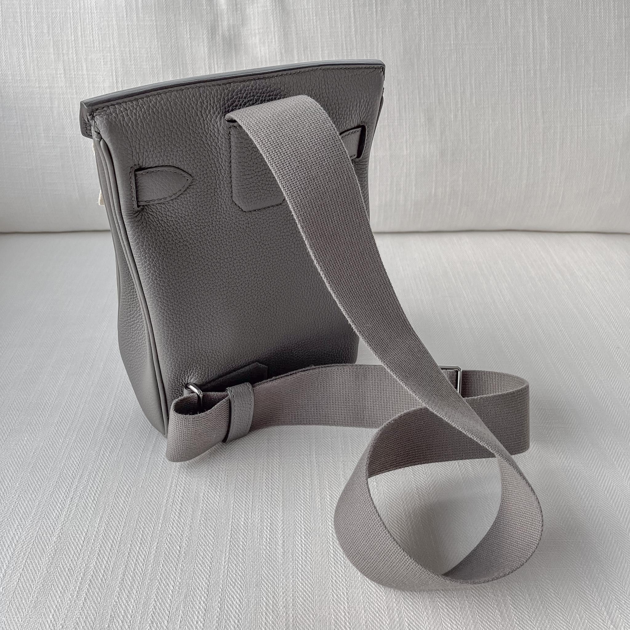 Hermes Hac A Dos, Gris Etain avec quincaillerie en palladium, timbre B, 2023 1