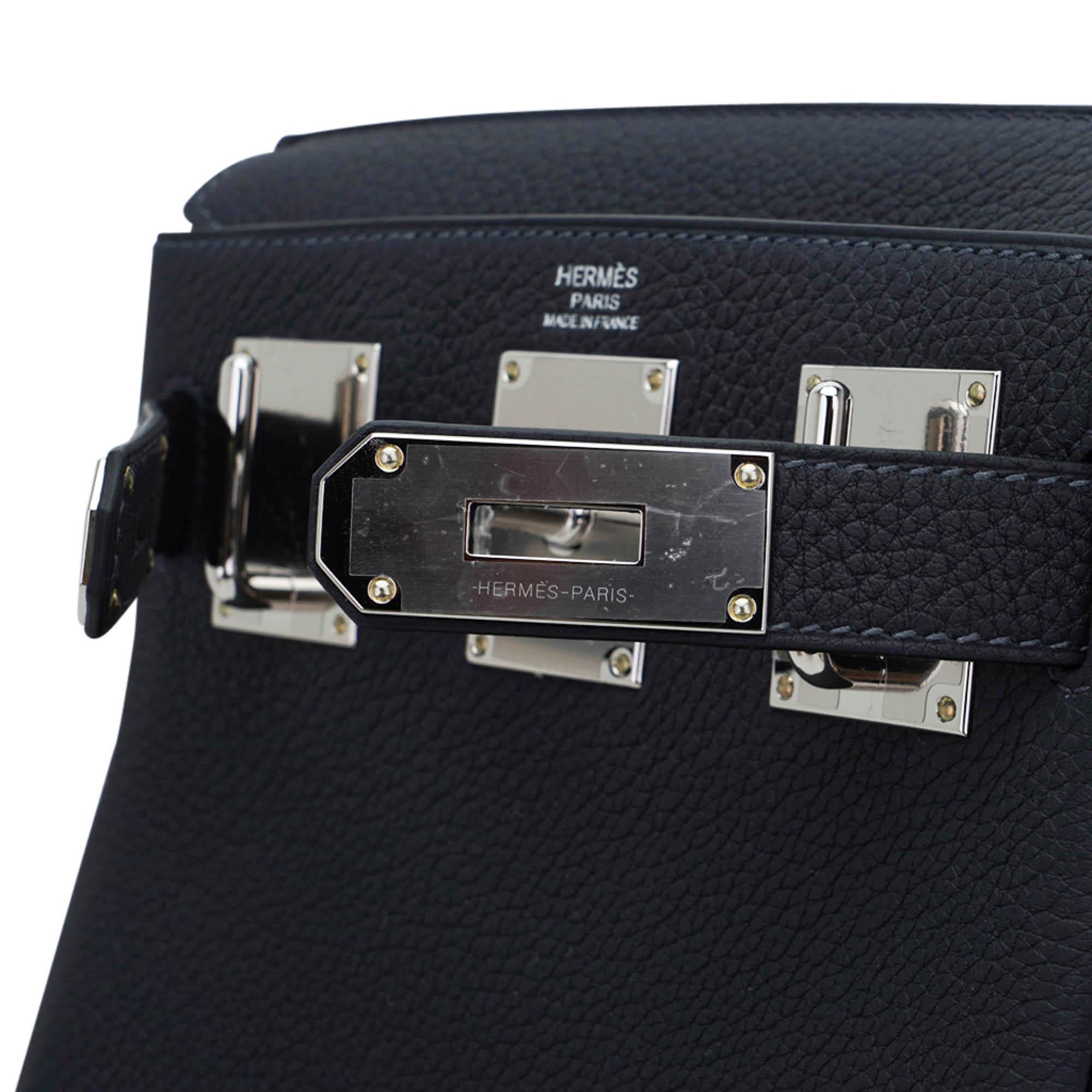 Noir Hermes Hac a Dos PM Sac à dos Caban Tricolor Togo Leather with Palladium Hardware en vente