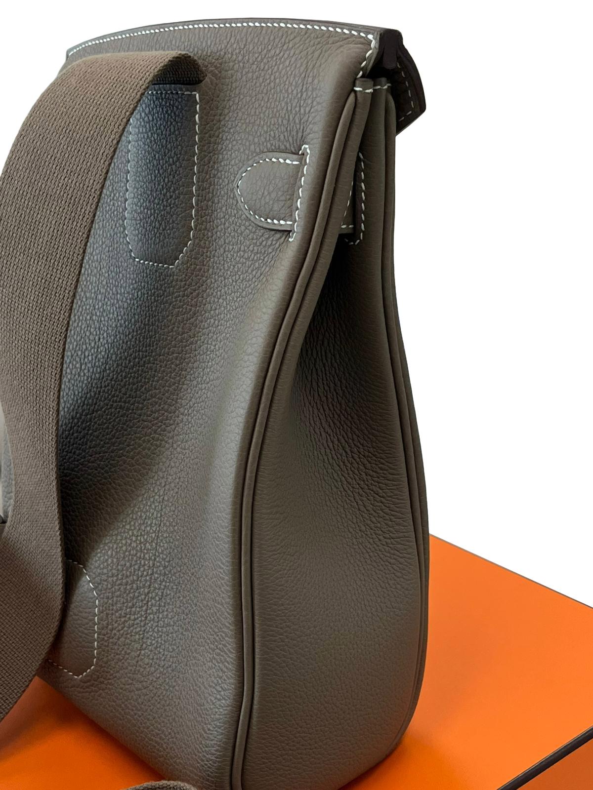 Hermes HAC A Dos PM Sac à dos Etoupe Togo Cuir Palladium Hardware en vente 12