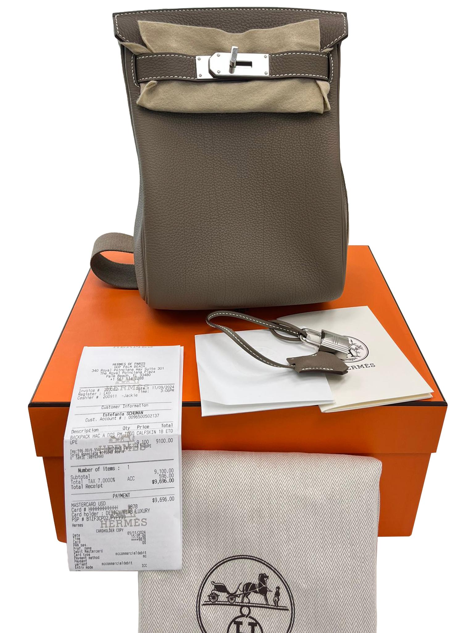 Hermes HAC A Dos PM Sac à dos Etoupe Togo Cuir Palladium Hardware en vente 1
