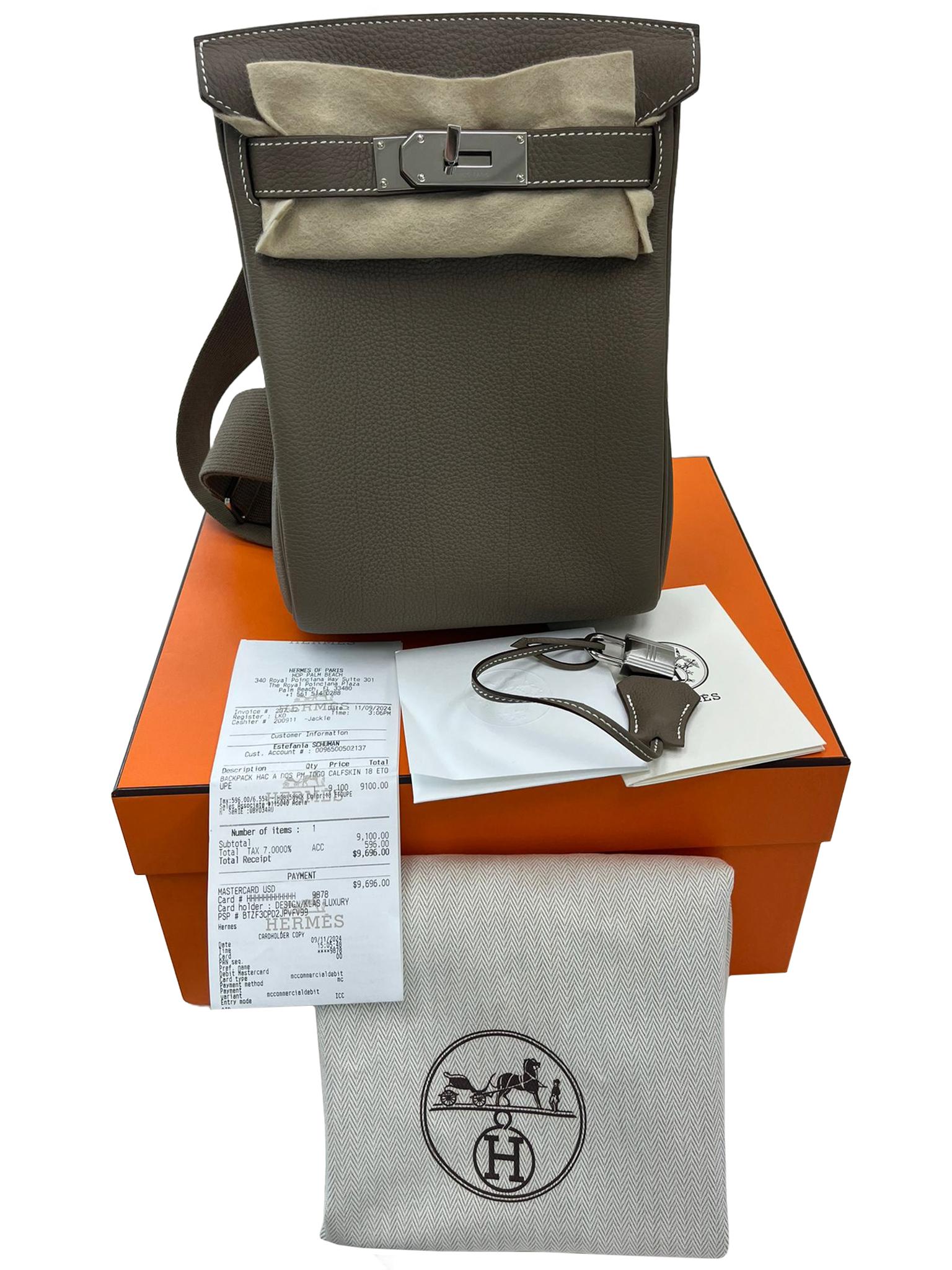 Hermes HAC A Dos PM Sac à dos Etoupe Togo Cuir Palladium Hardware en vente 3