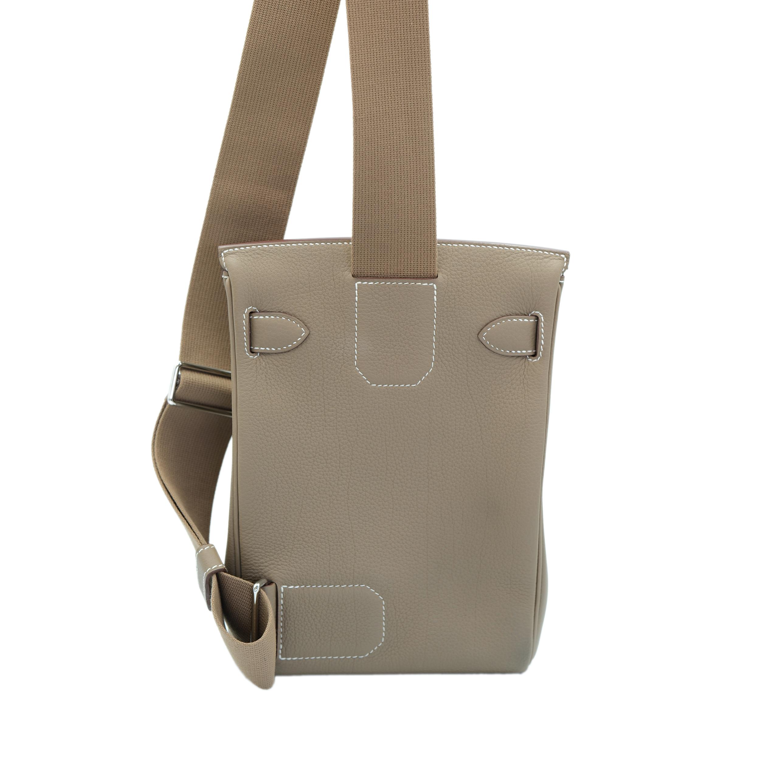 Marron Hermes HAC A Dos PM Etoupe Togo avec Palladium Hardware en vente