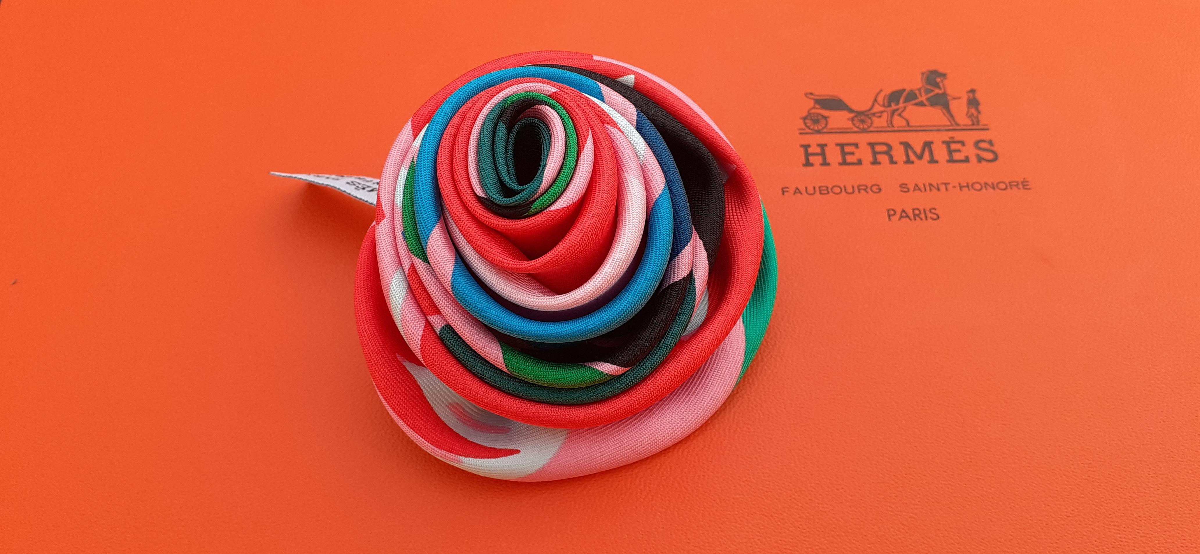 Women's Hermès Hair Clip Frida Flower in Silk Hat Clip Brooch For Sale