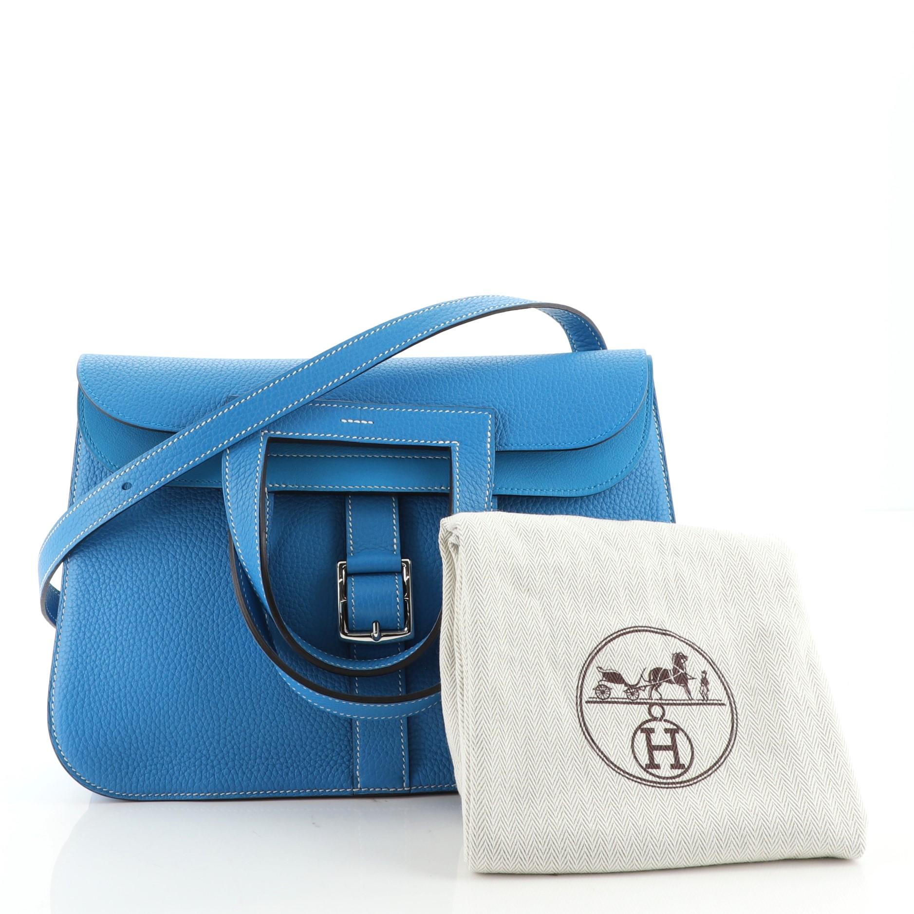 Condition: Excellent. Slight creasing on strap, scratches on hardware.
Accessories: Dust Bag, With Strap
Measurements: Handle Drop 4