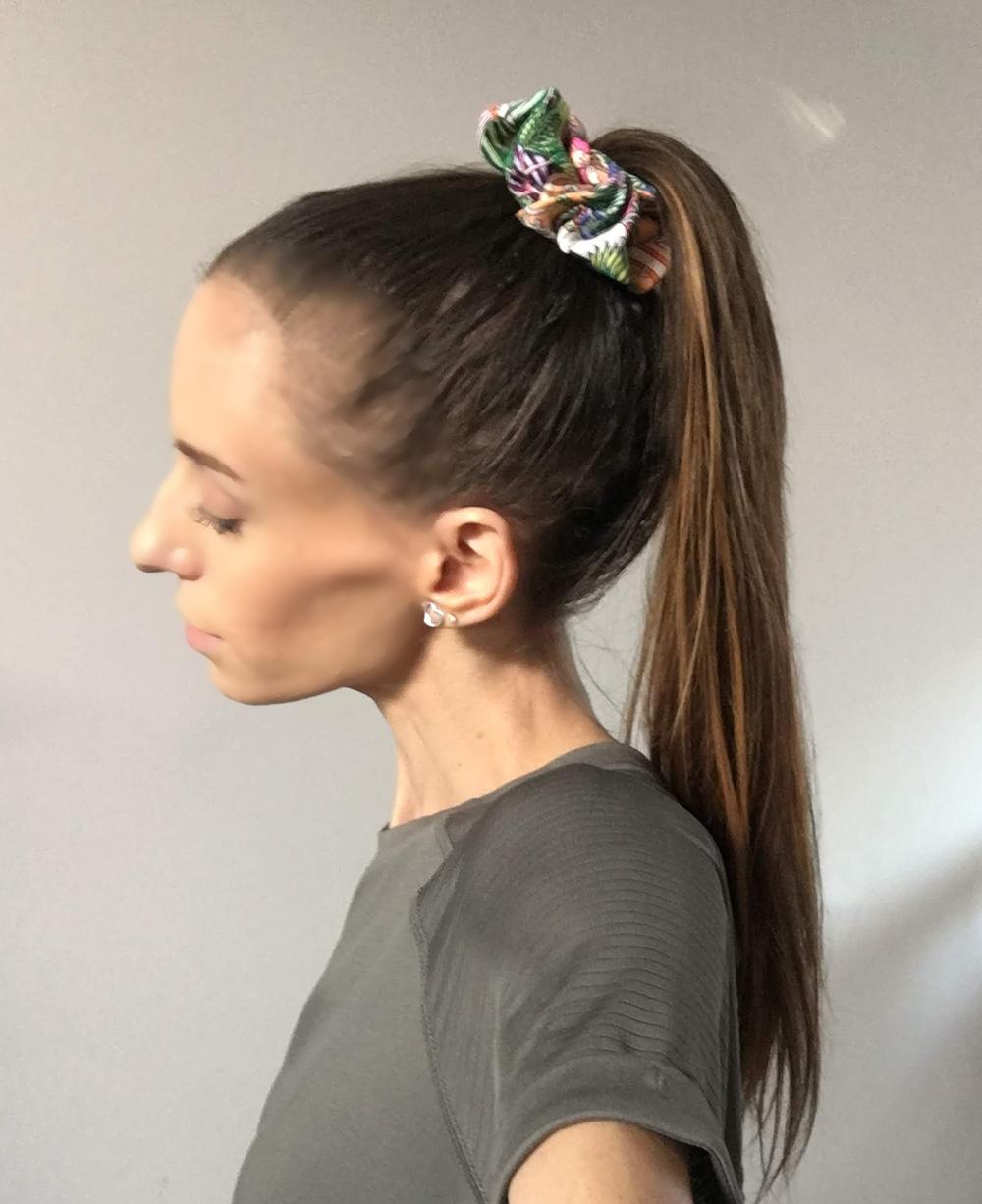 Hermes silk hair tie clearance