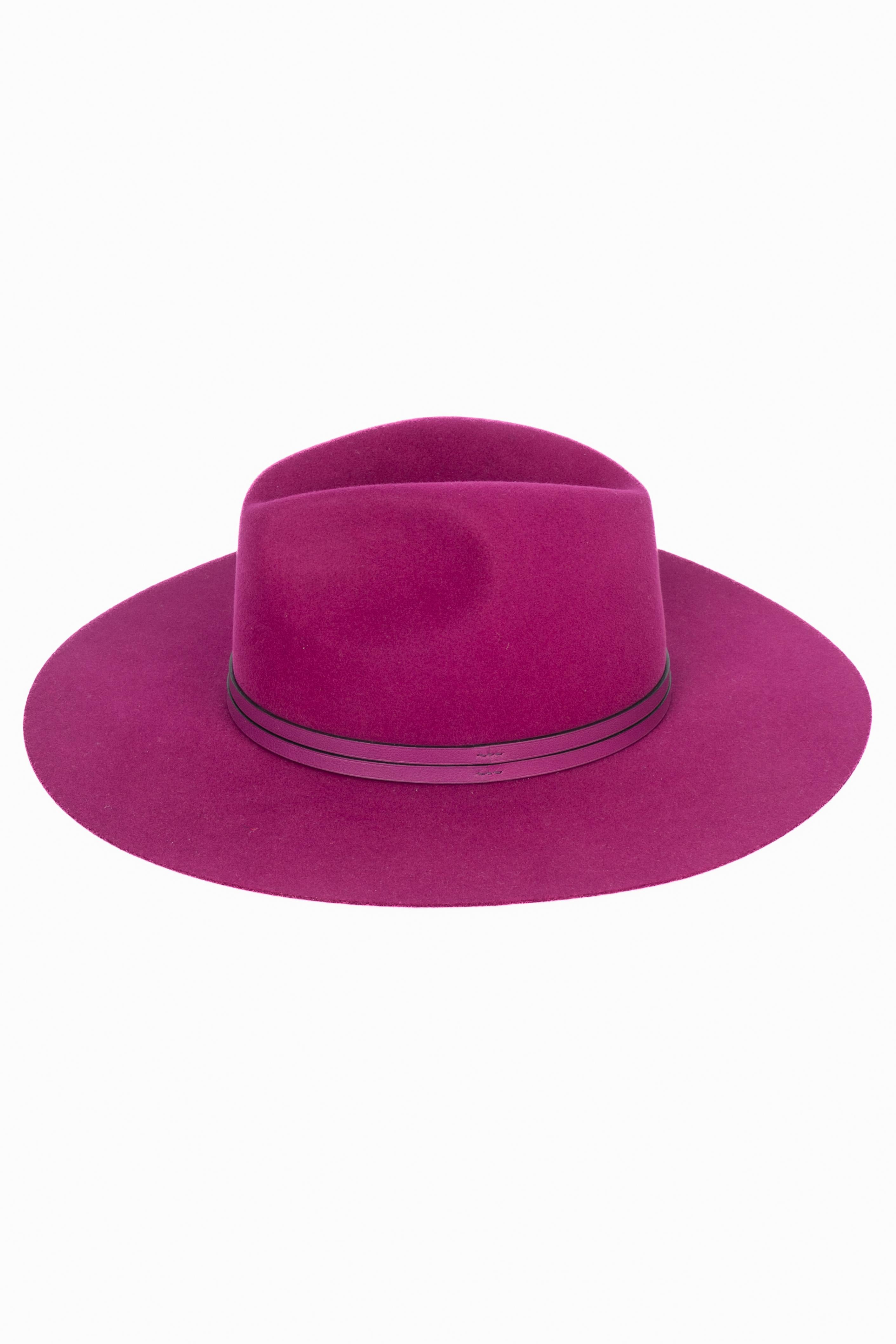 Hermès hat raspberry For Sale 2