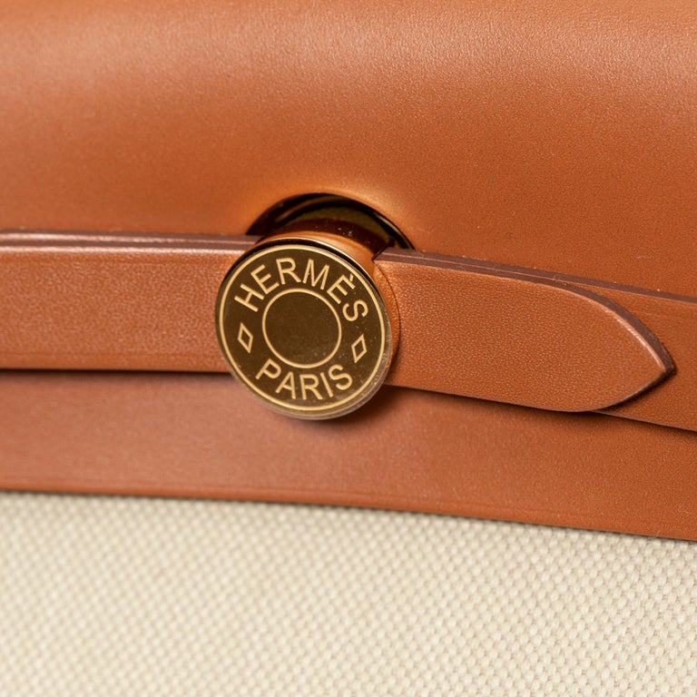 Hermes Herbag PM 31 Beton Toile H Rouge Sellier Hunter Gold Hardware –  Madison Avenue Couture