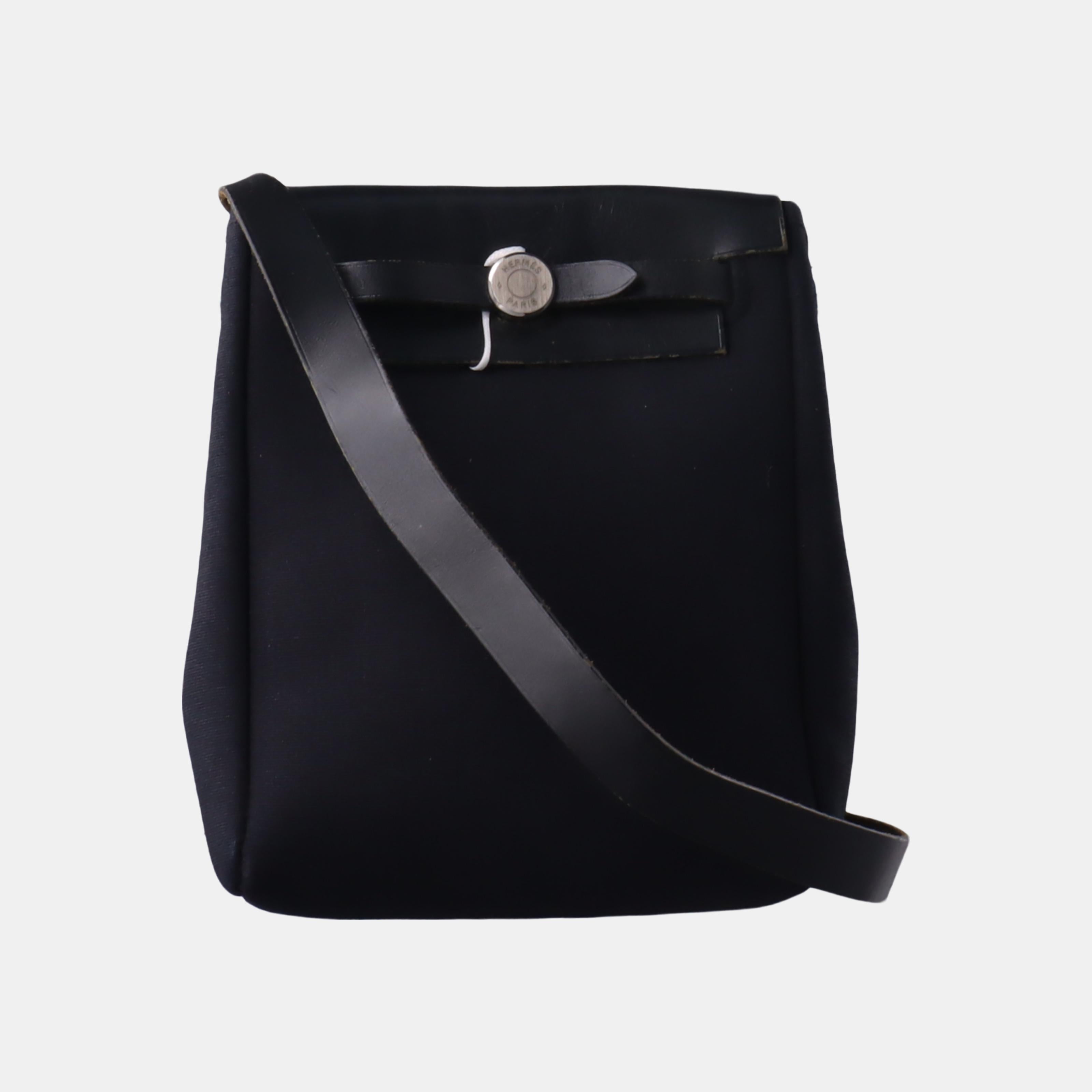 Hermes Herbag Mini Bolso Crossbody de lona negra y herrajes plateados en venta 4