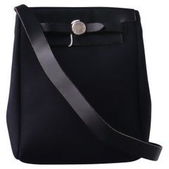 Hermes Herbag Mini Bolso Crossbody de lona negra y herrajes plateados