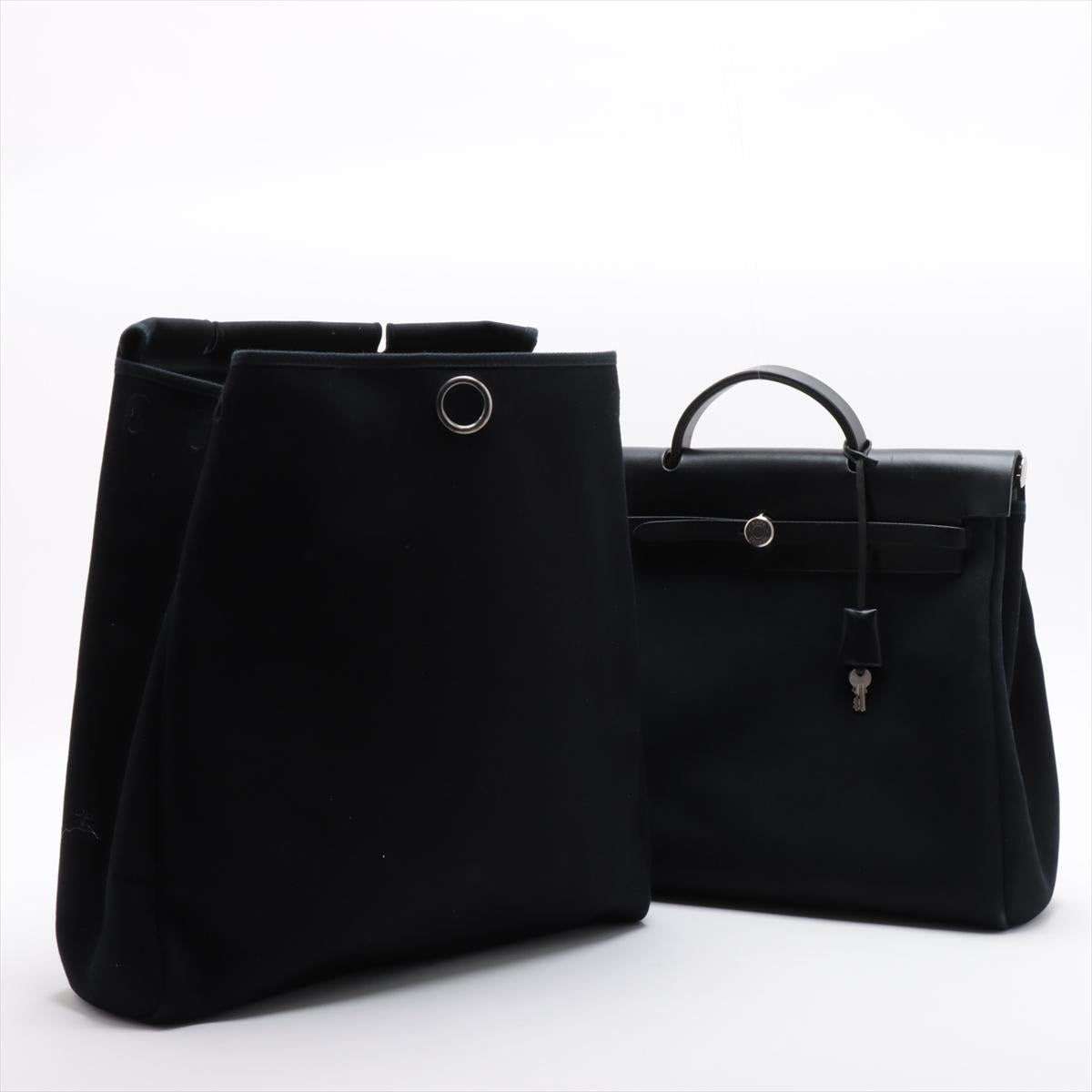 Hermès Herbag MM Black For Sale 10