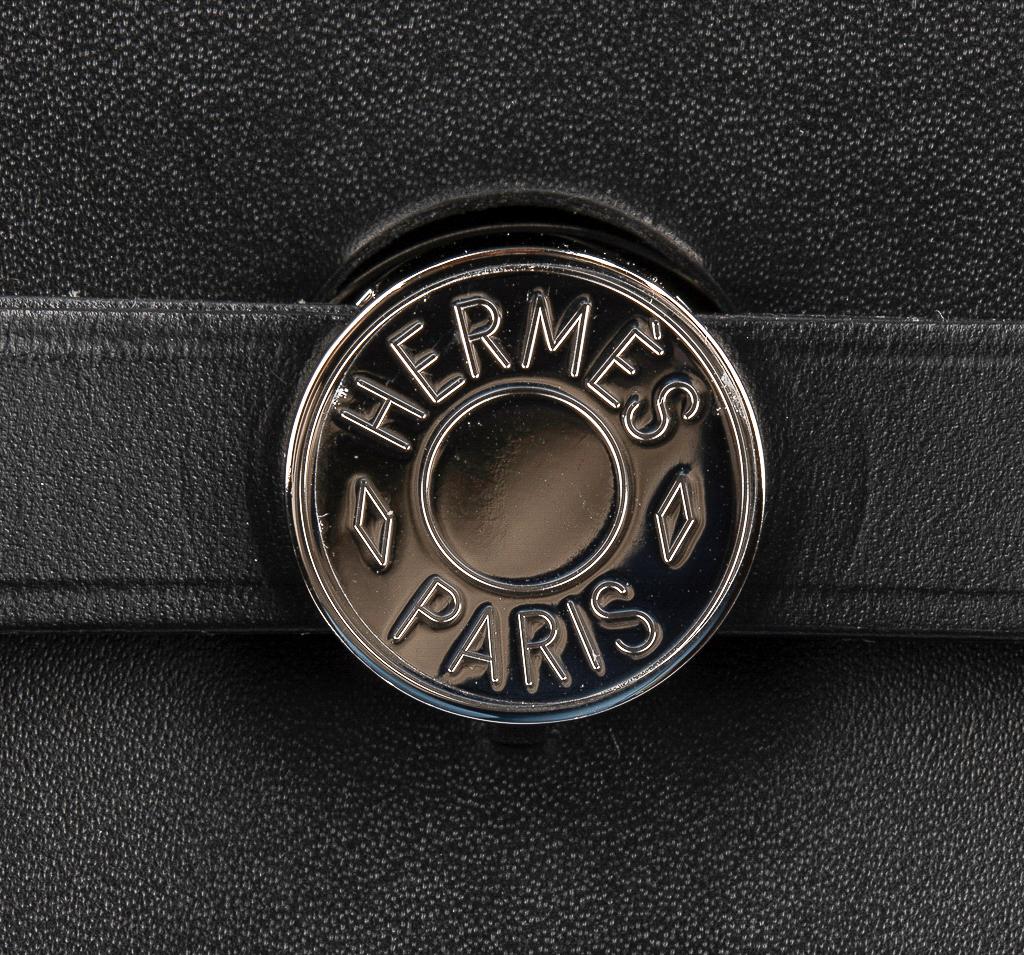 Hermes Herbag Zip PM 31 Toile H Berline Vache Hunter Bleu Encre Black In New Condition In Miami, FL