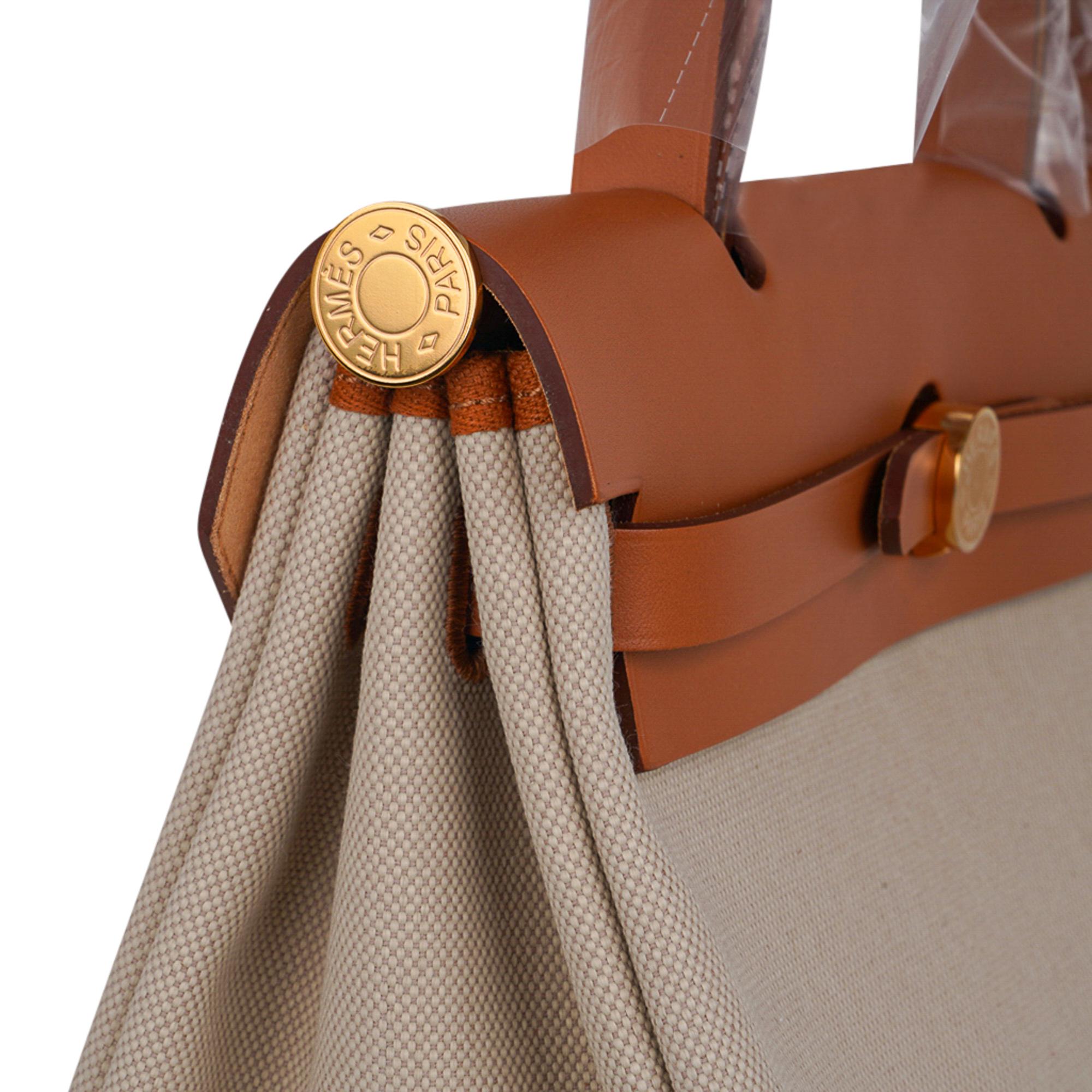 Women's Hermes Herbag Zip Retourne 31 Bag Beton Toile Militaire / Natural Sable Leather 