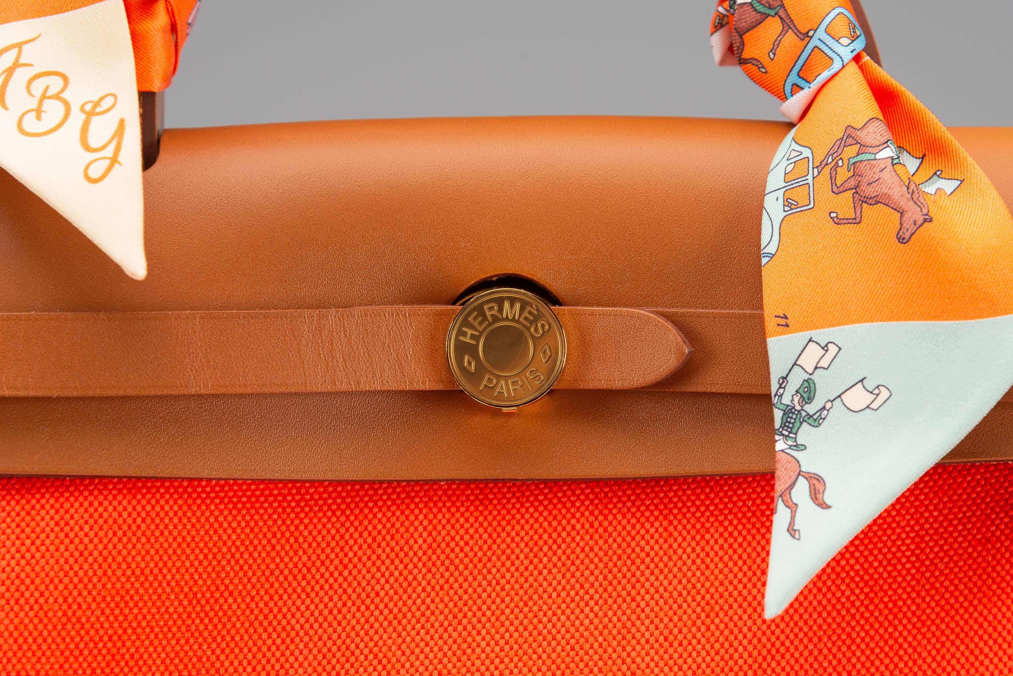 Hermes Herbag Zip Retourne 31 Orange Field/Fauve Gold Hardware For Sale 3