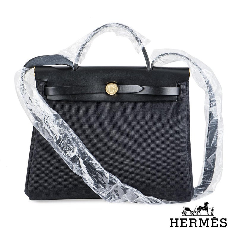 Hermès Herbag Zip Retourne 31 Noir Toile Miltaire/Vache Hunter GHW For Sale  at 1stDibs