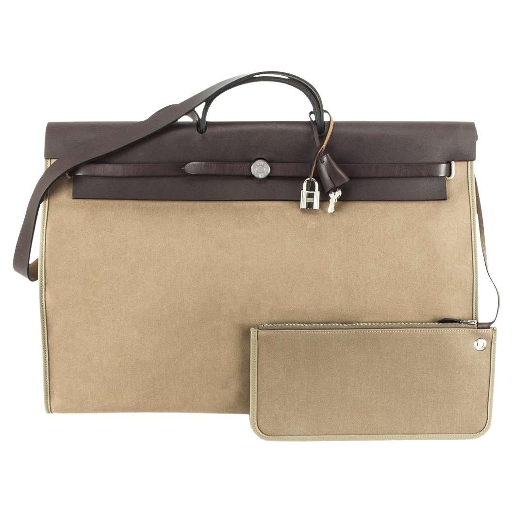 Hermés Herbag Reißverschluss Retourne Ebene Vache Leder Etoupe Canvas GM im Angebot