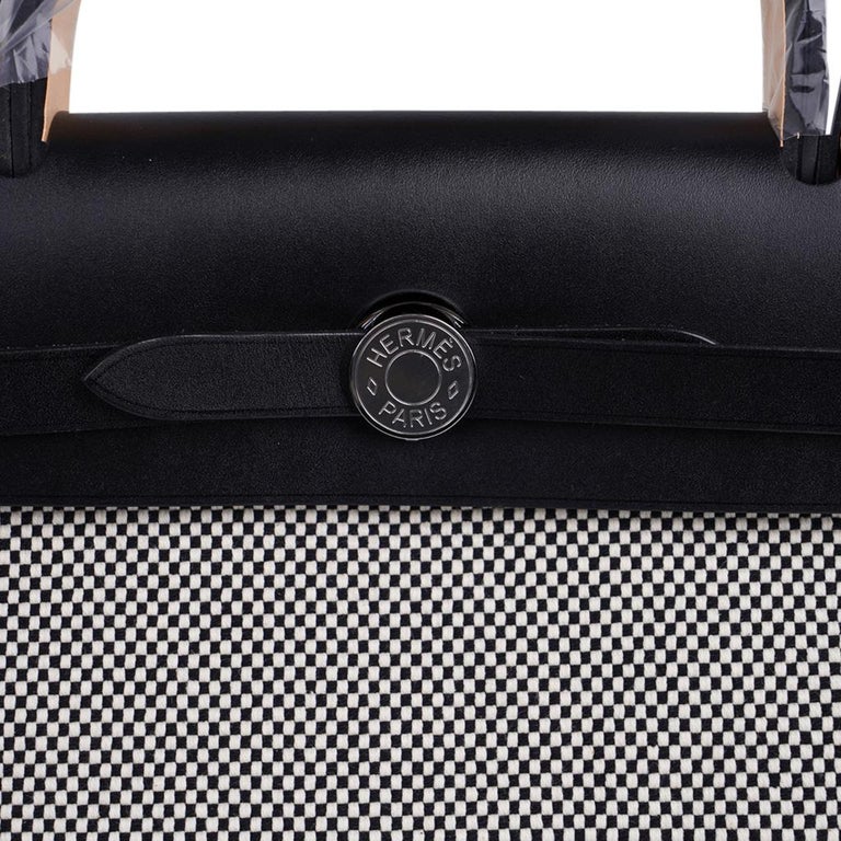 Hermes Herbag Zip PM 31 Black and Ecru Toile H Berline Vache Hunter Go –  Madison Avenue Couture