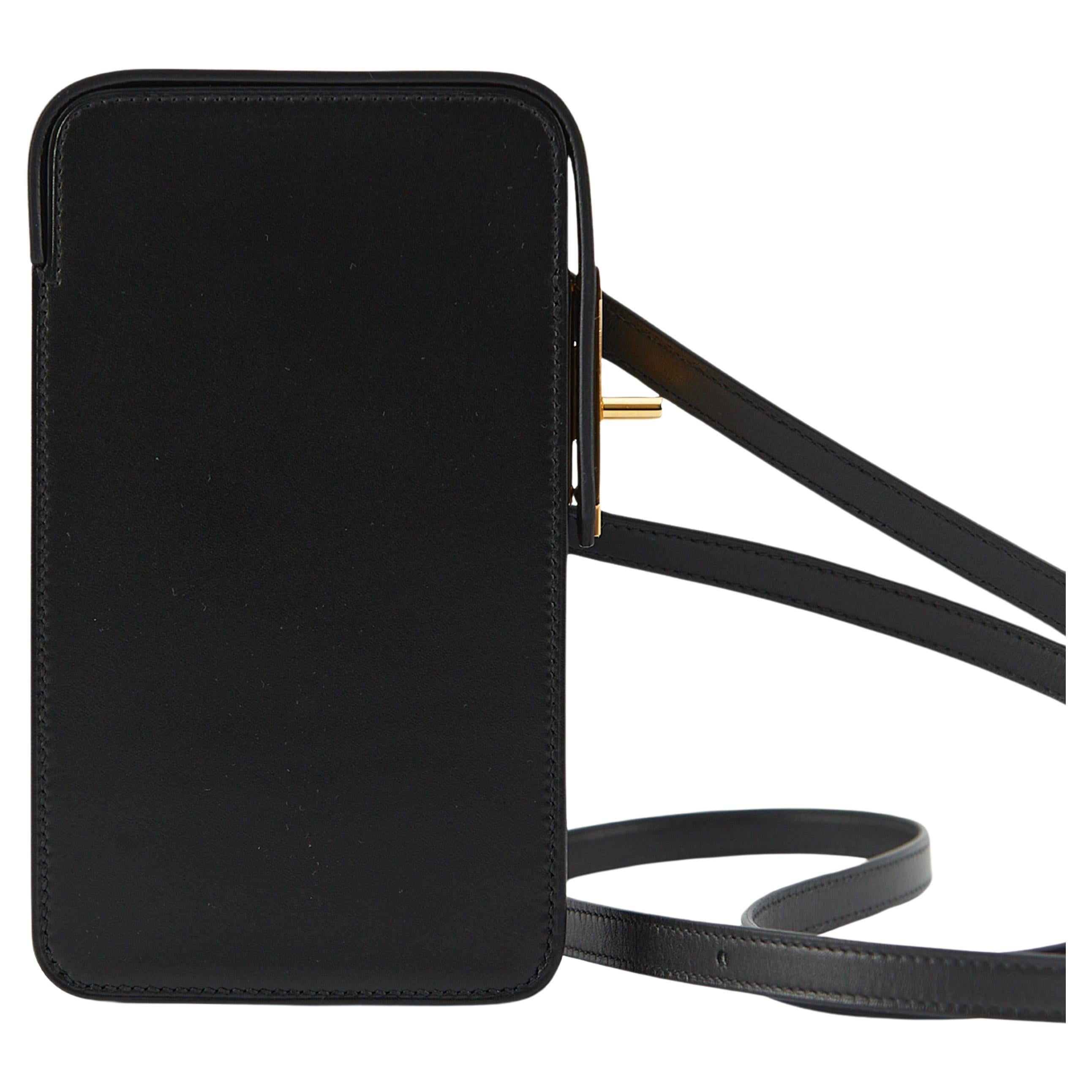 HERMÈS HERMESWAY PHONE CASE BLACK Tadelakt Leather with Gold Hardware For Sale