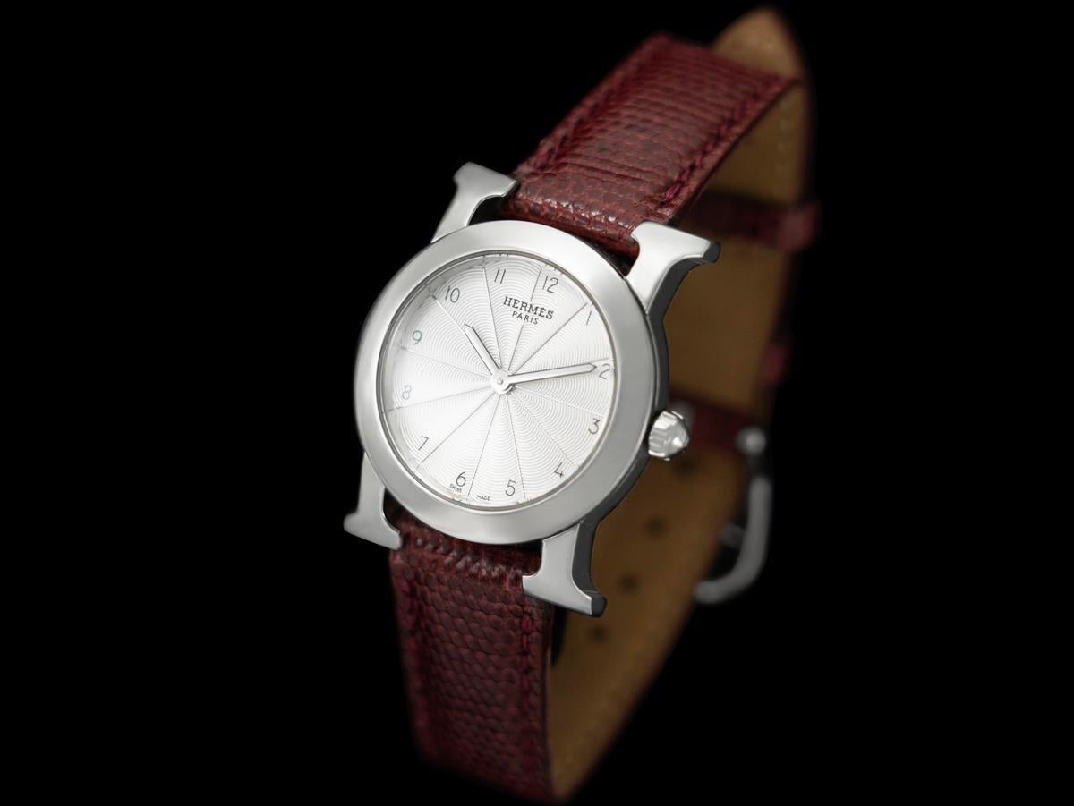 Hermes Heure H Ronde Ladies Quartz Watch with Boxes - Stainless Steel In Excellent Condition For Sale In Suwanee, GA