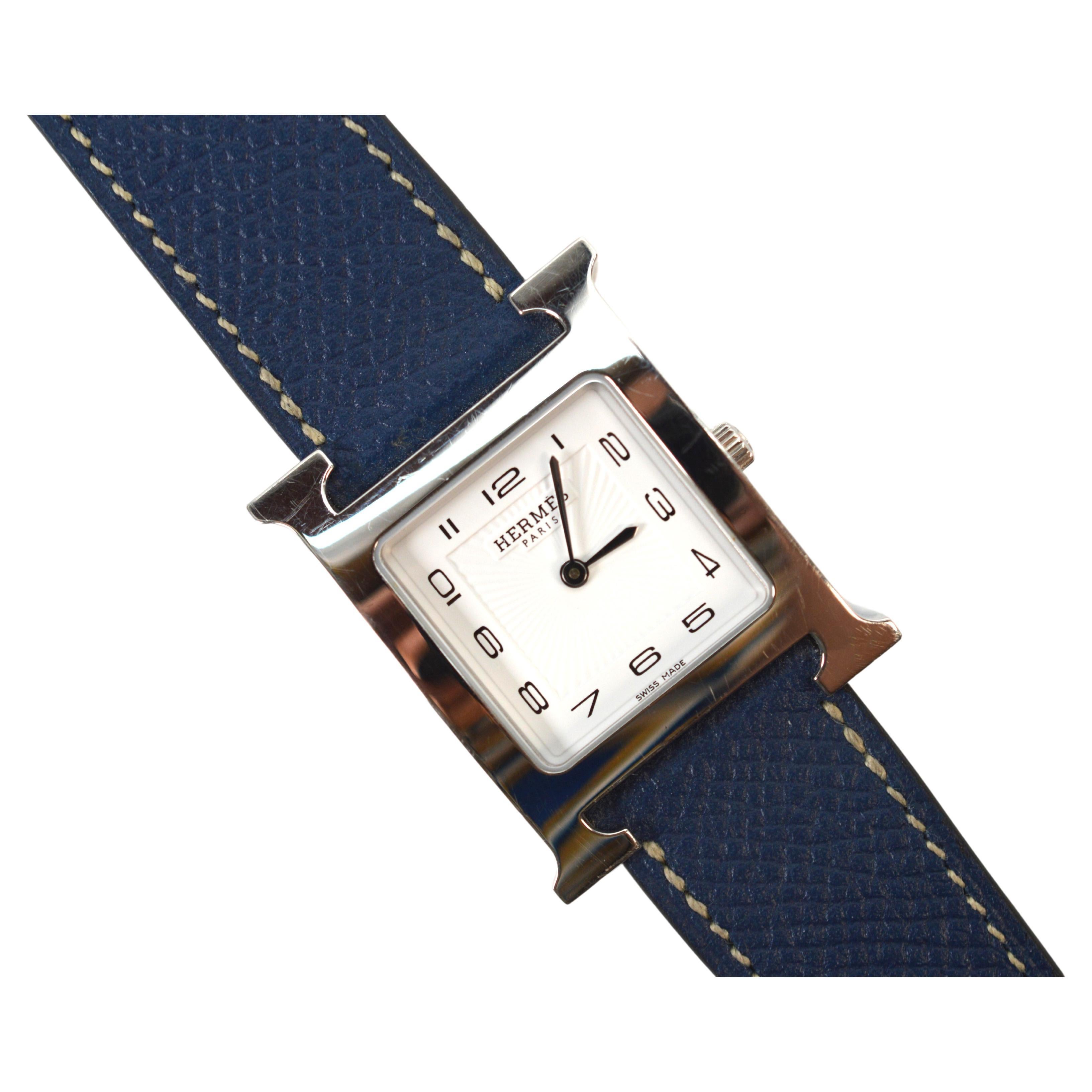 Hermes Heure H Edelstahl-Armbanduhr mit blauem Jean-Lederarmband im Angebot 1