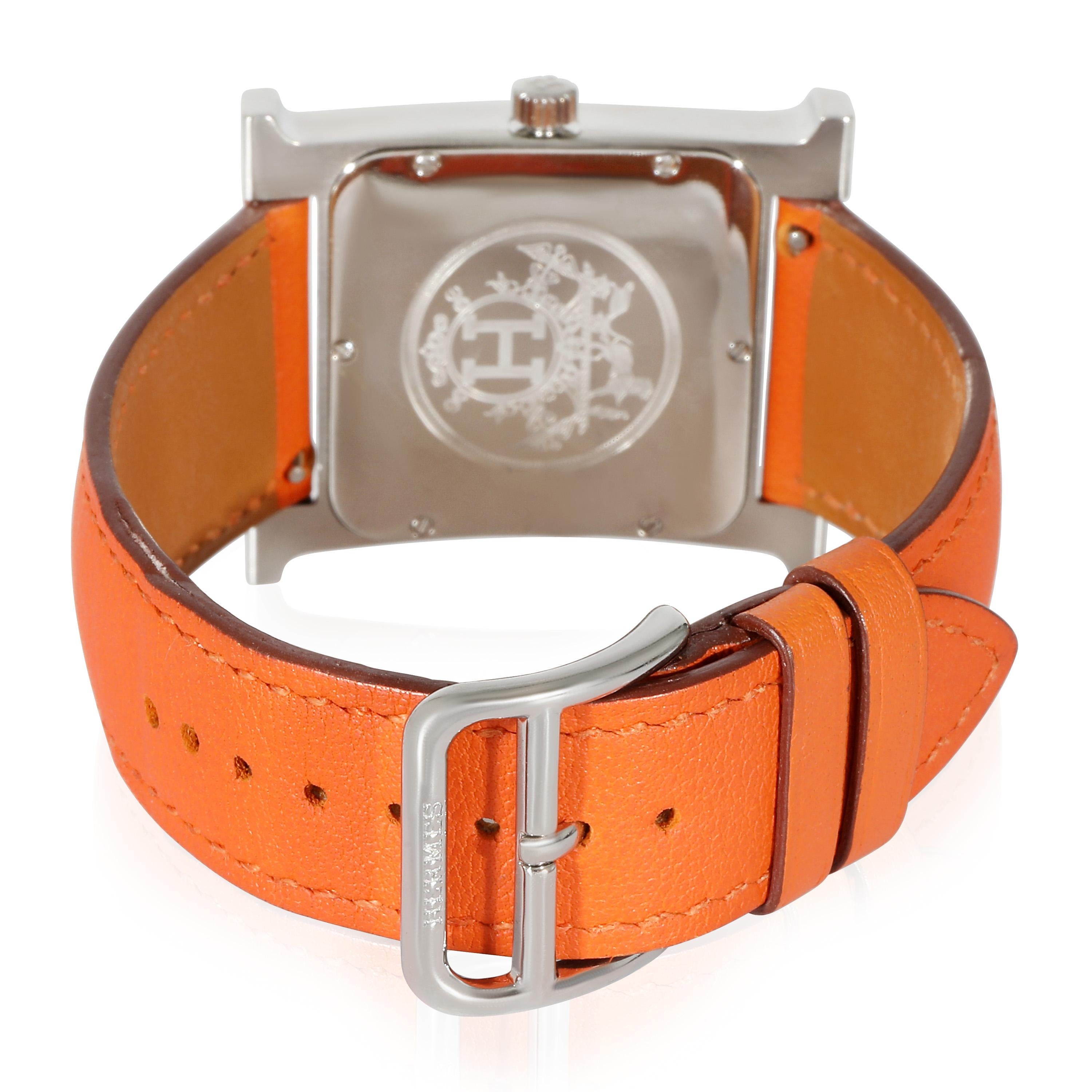 Hermès Heures H HH1.830 Unisex-Uhr in  Rostfreier Stahl

SKU: 108744

PRIMÄRE DETAILS
Marke: Hermès
Modell: Heures H
Herkunftsland: Schweiz
Uhrwerk Typ: Quarz: Batterie
Herstellungsjahr: 2010-2019
Zustand: Einzelhandelspreis 15000 USD. In
