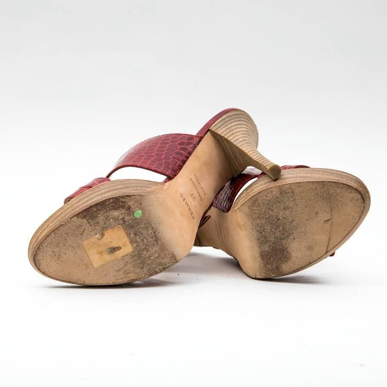 HERMES High Heels Mules in Red Alligator Size 37FR For Sale at 1stdibs