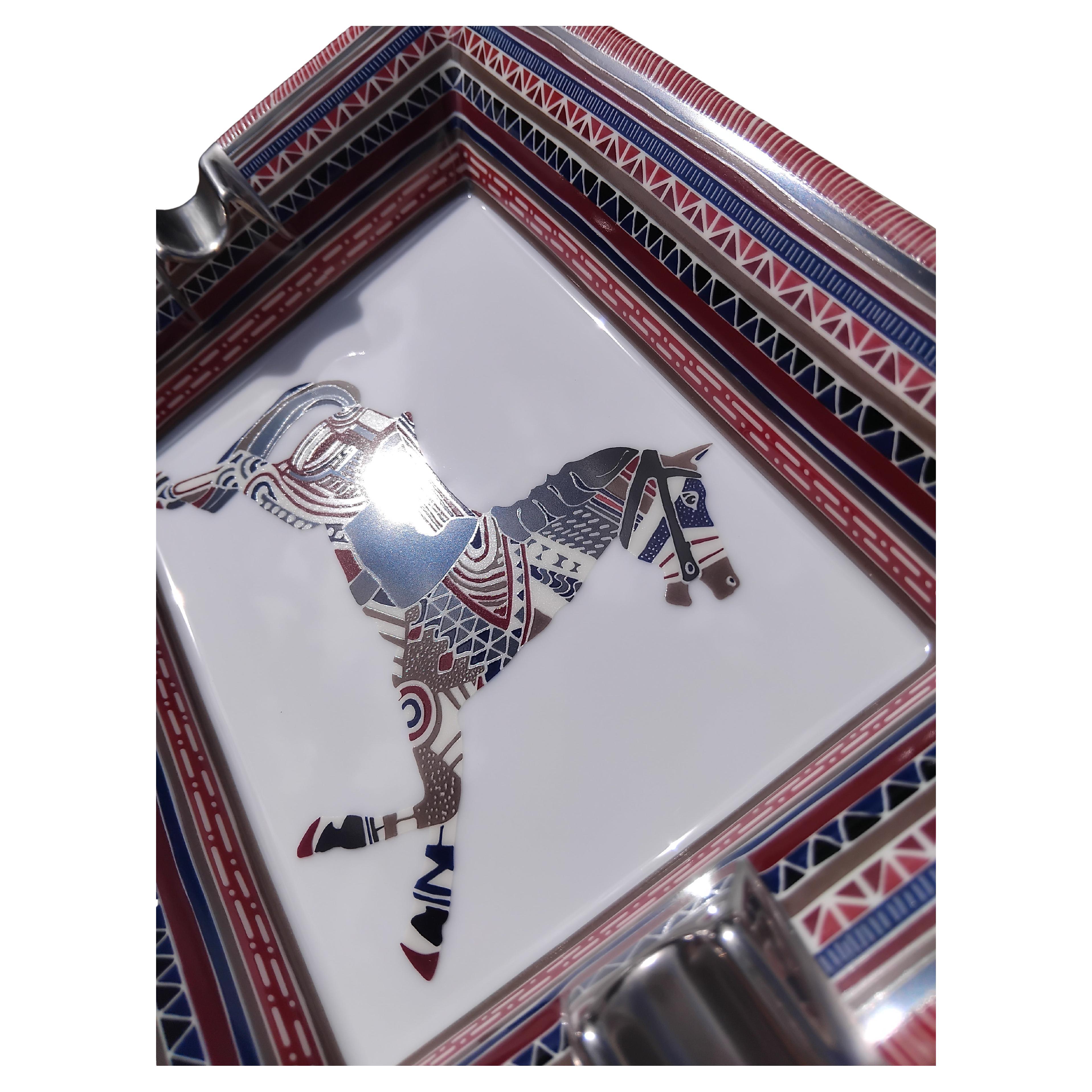Cenicero para puros Hermès Caballo Bandeja de cambio Porcelana Platino en venta 1