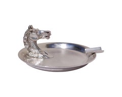 Hermès Vintage Guilloche Cendrier à tête de cheval par Ravinet d'Enfert