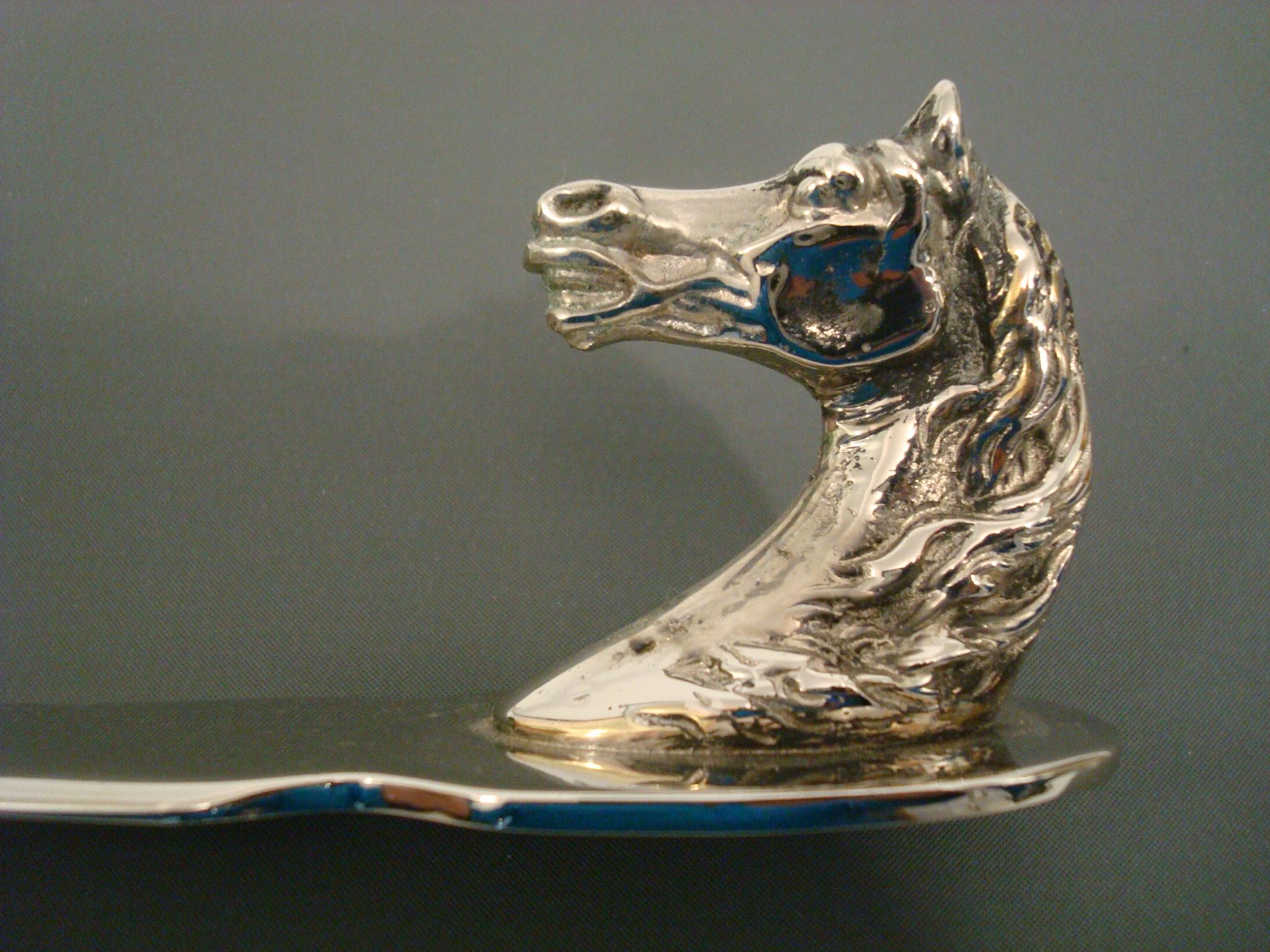 Hermes Pferdekopf / Reiter Brieföffner, 1960er Jahre Frankreich (Mitte des 20. Jahrhunderts) im Angebot