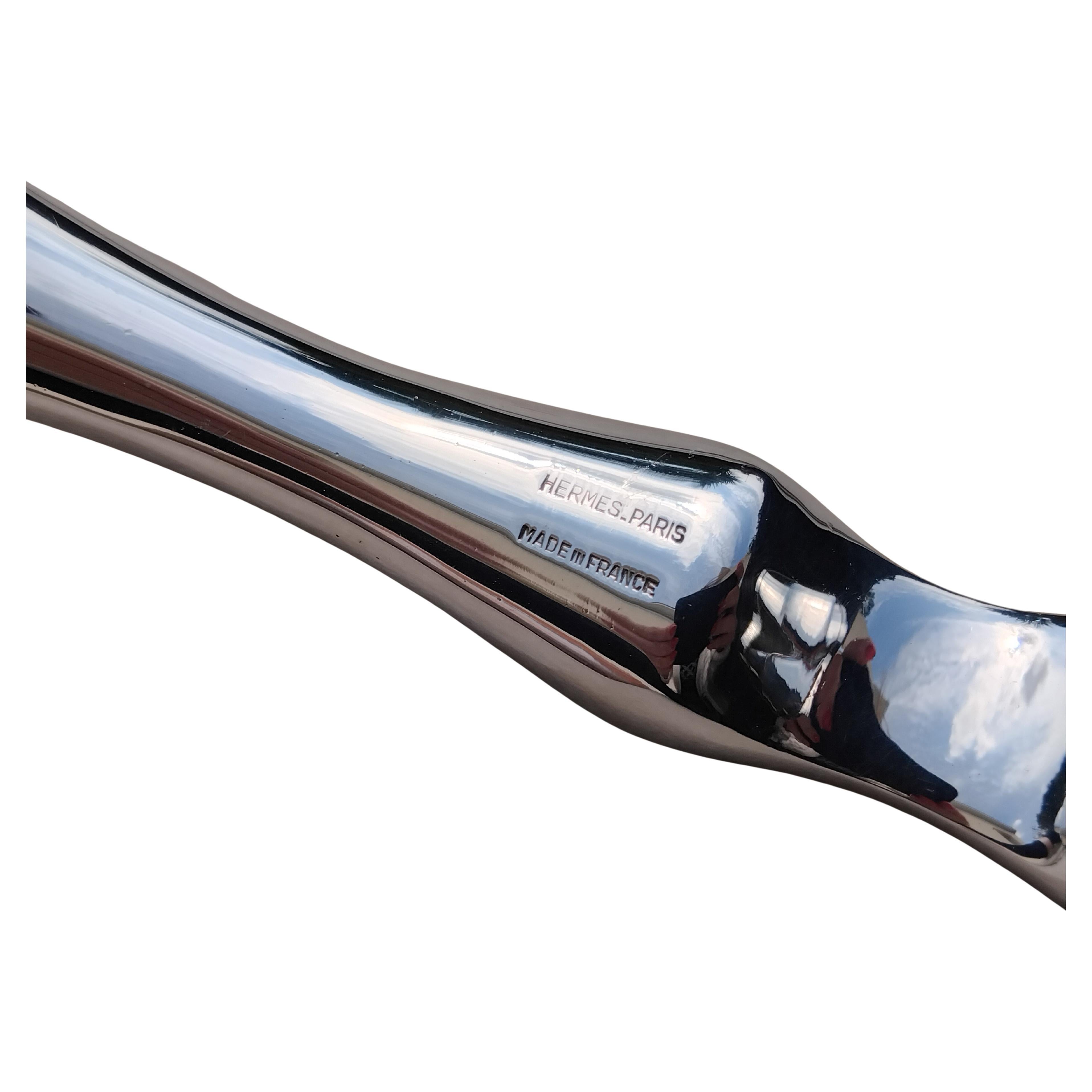 Hermès Horse Leg Shaped Bottle Opener Horseshoe in vendita 6