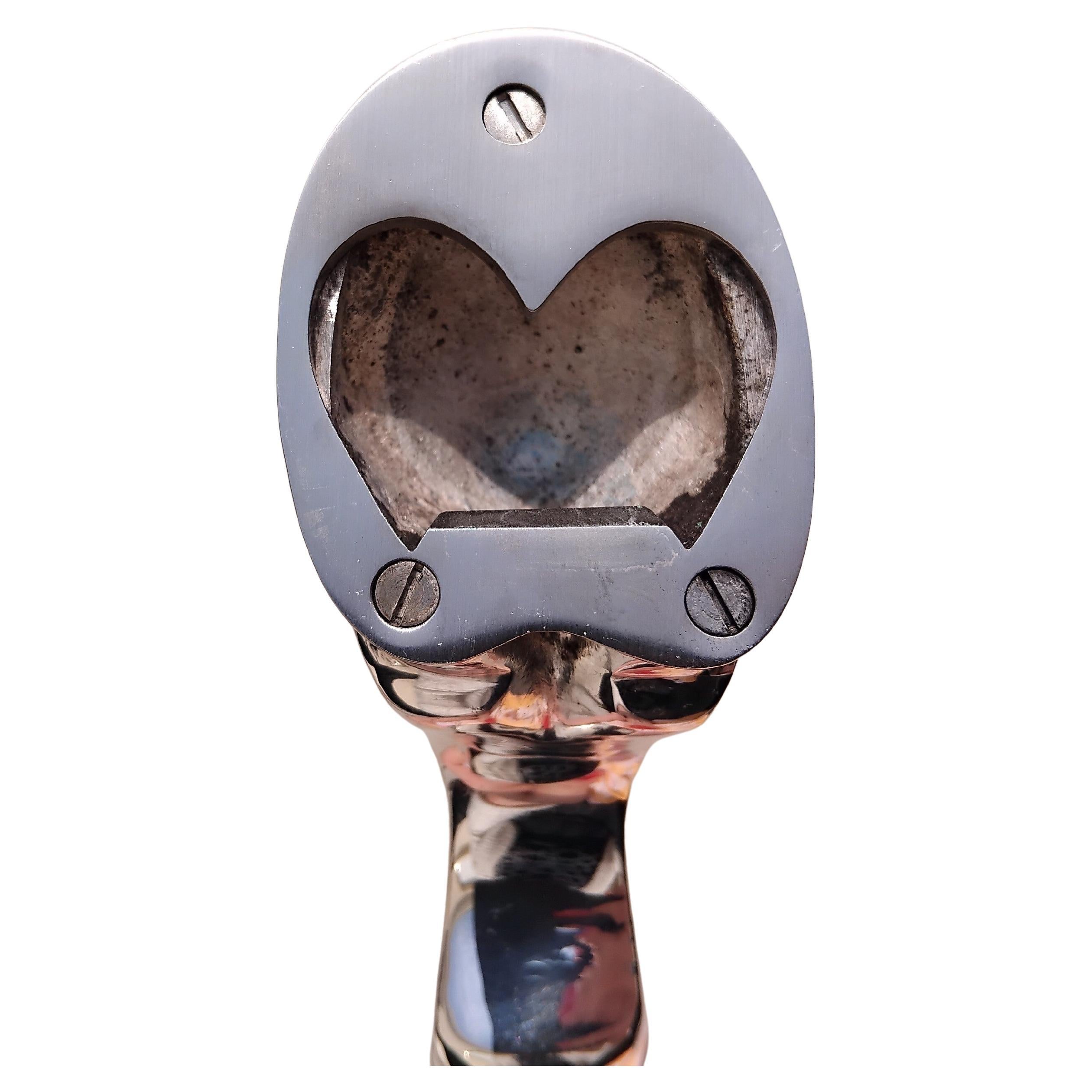 Hermès Horse Leg Shaped Bottle Opener Horseshoe in vendita 7
