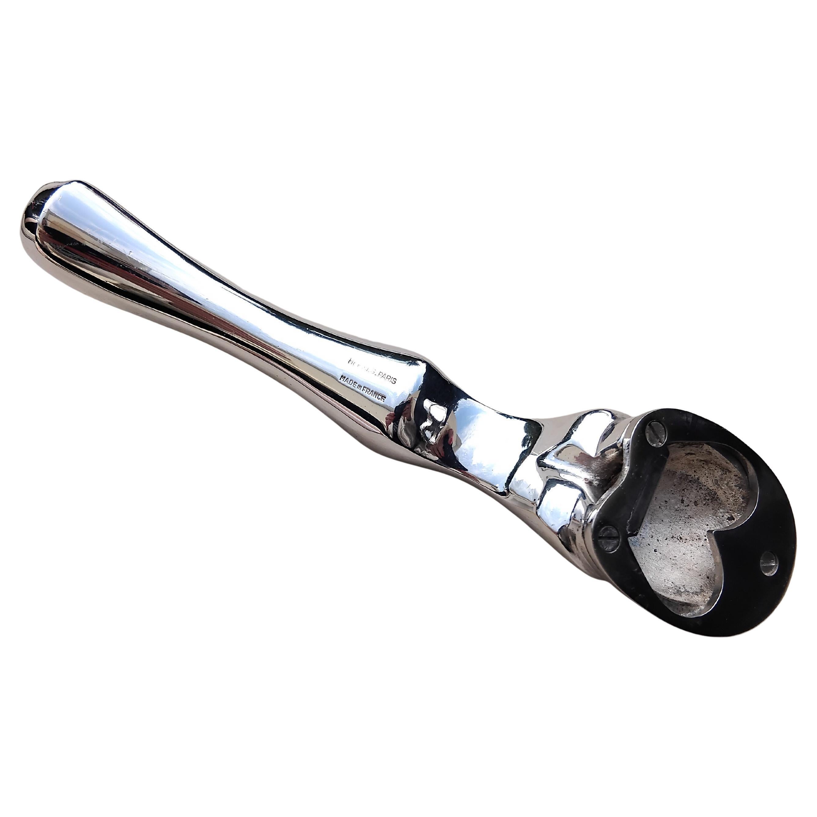 Hermès Horse Leg Shaped Bottle Opener Horseshoe in vendita 5