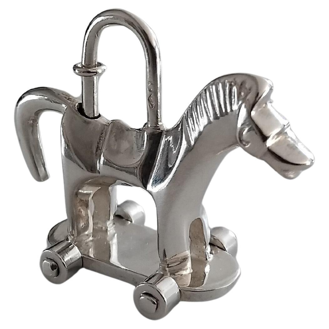 Hermès Horse On Wheels Padlock Charm for Kelly Birkin Special Issue 2000 For Sale 8