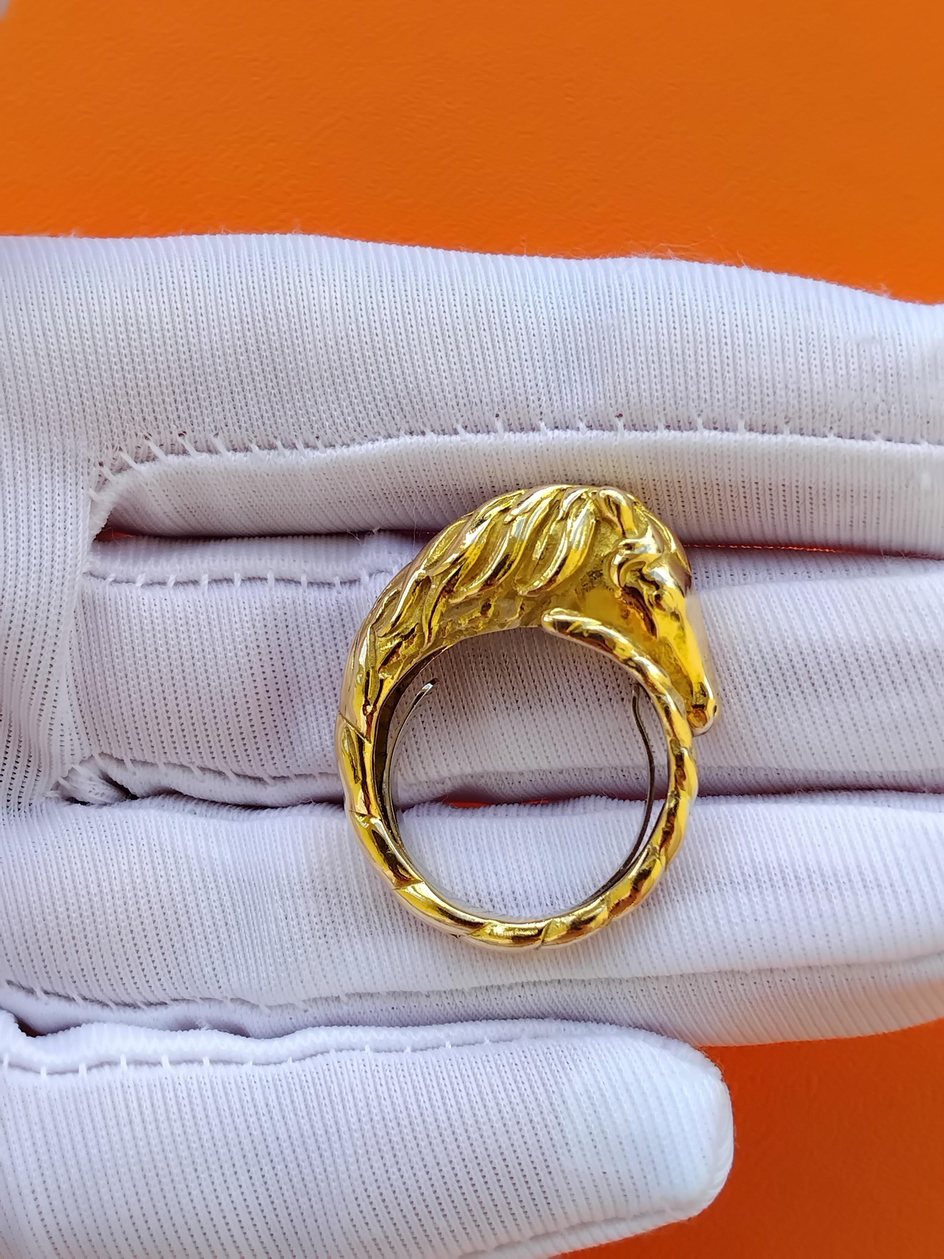 Hermès Horse Shaped Yellow Gold Ring Size 8 For Sale 11