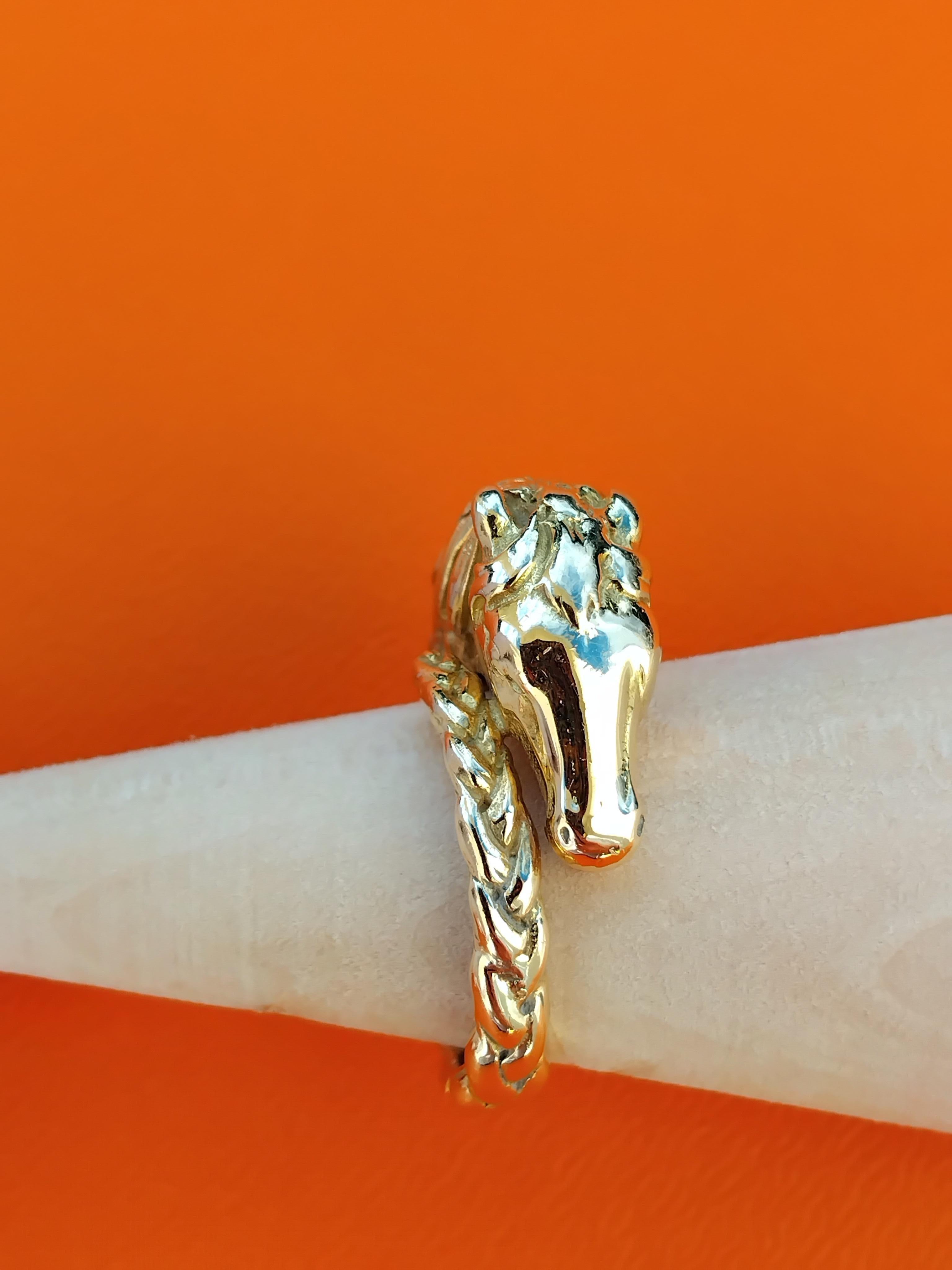 Hermès Horse Shaped Yellow Gold Ring Size 8 For Sale 2