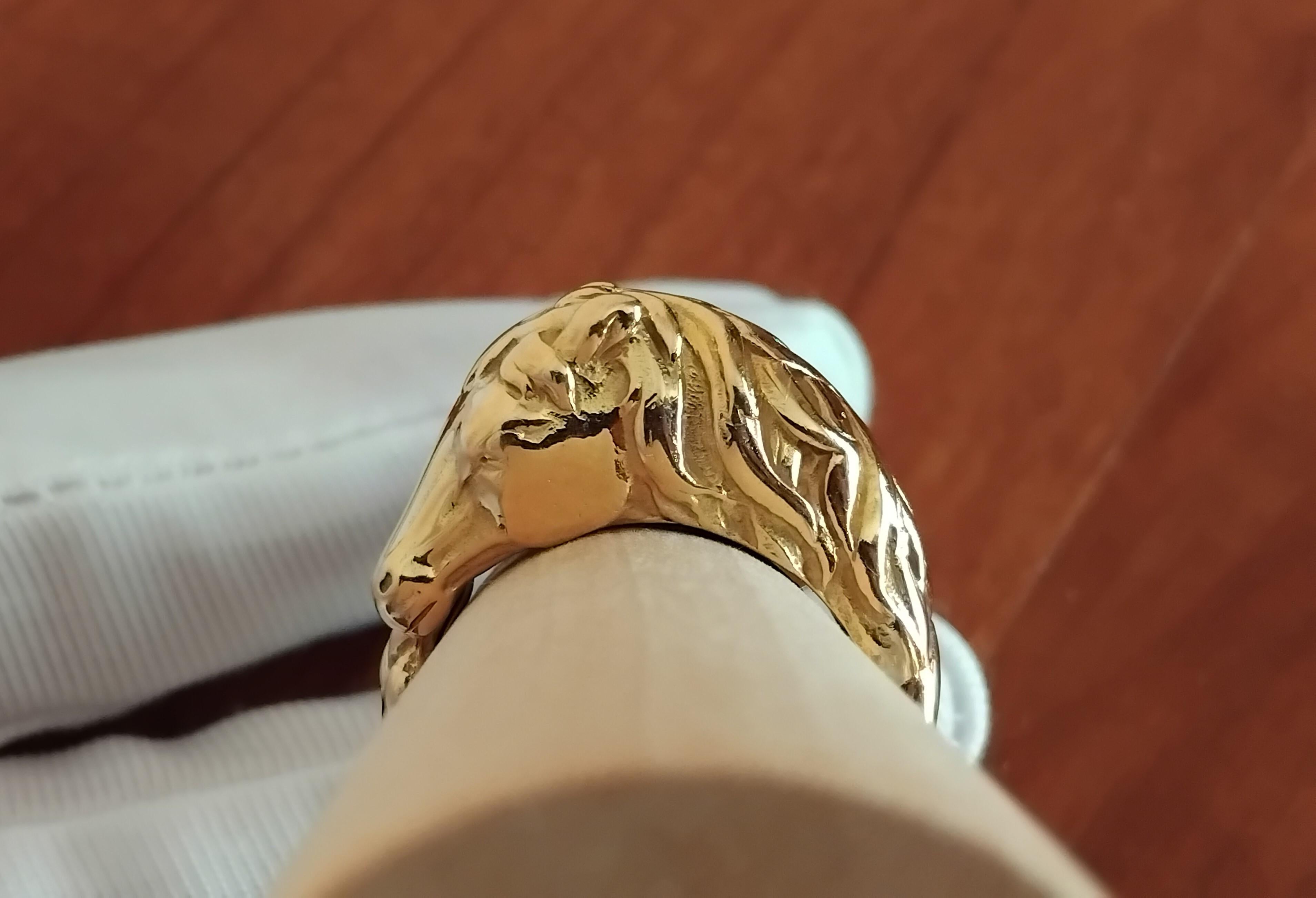 Hermès Horse Shaped Yellow Gold Ring Size 8 For Sale 7