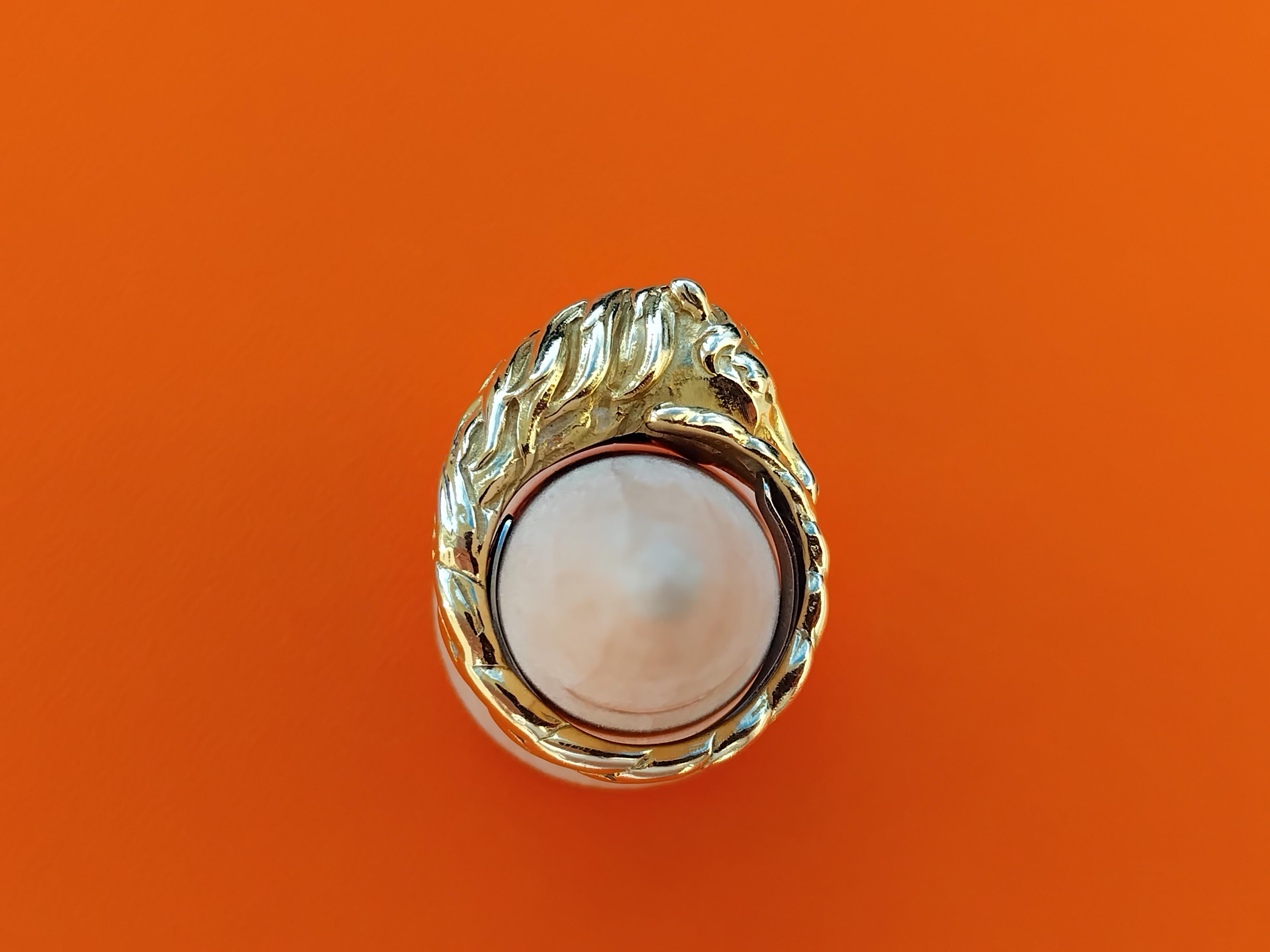 Hermès Horse Shaped Yellow Gold Ring Size 8 For Sale 9