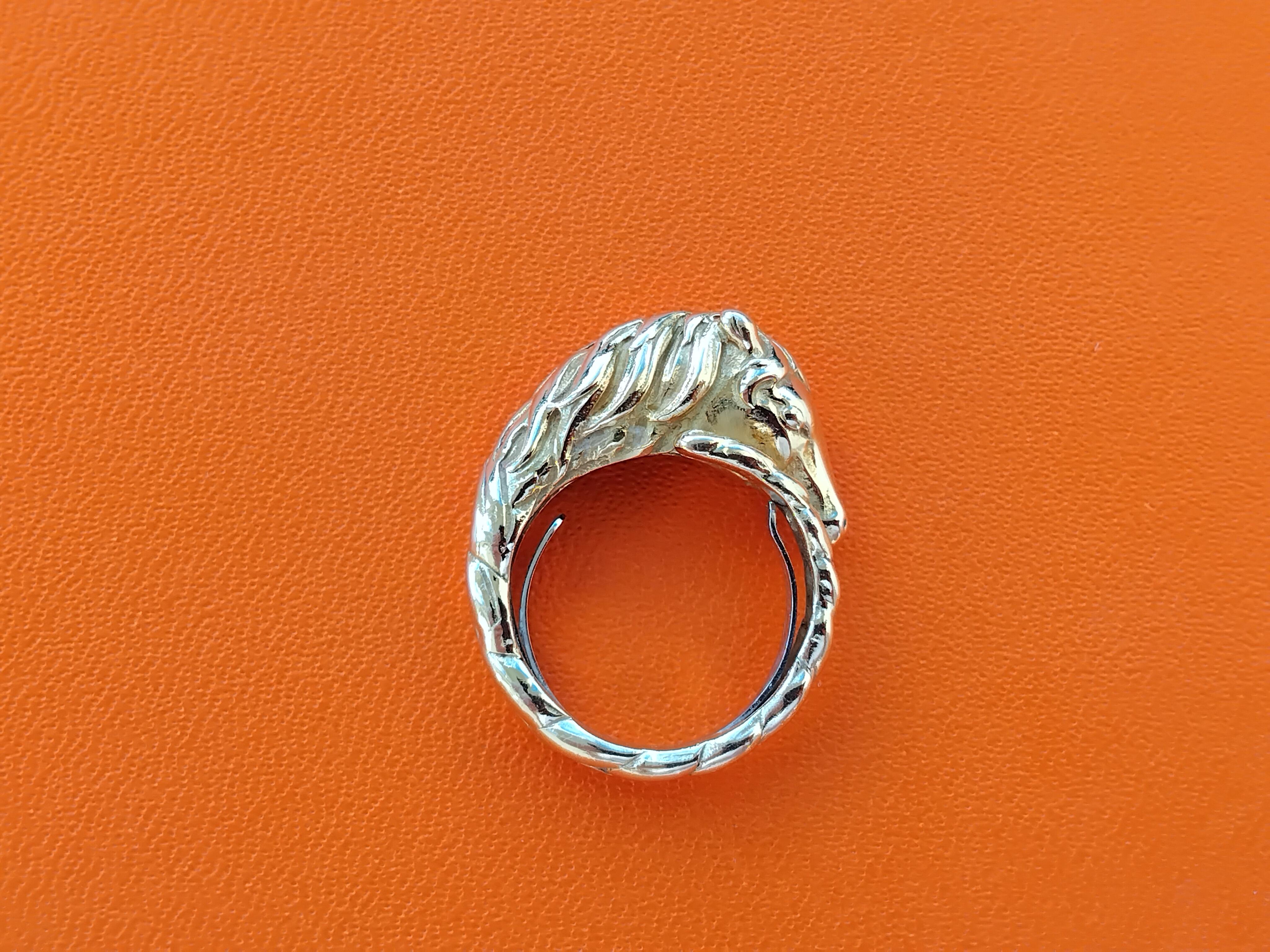 Hermès Horse Shaped Yellow Gold Ring Size 8 For Sale 10