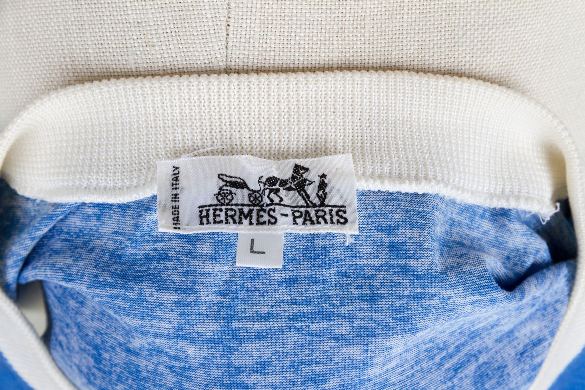 Women's or Men's Hermès Horse T-Shirt Cotton White/Blue For Sale