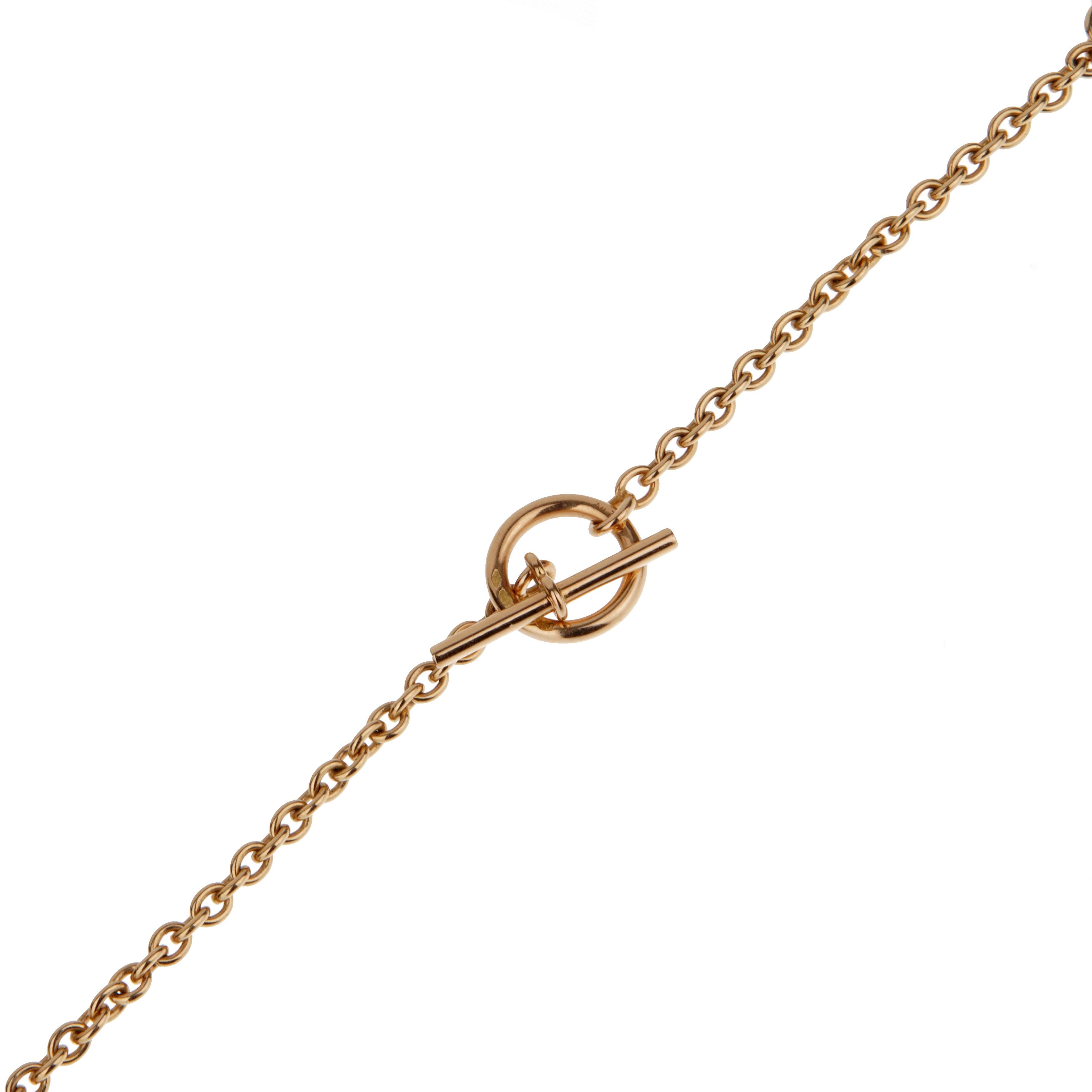 Collana con ciondolo Sautoir in oro rosa 18k di Hermes Horsebit In condizioni ottime in vendita a Feasterville, PA
