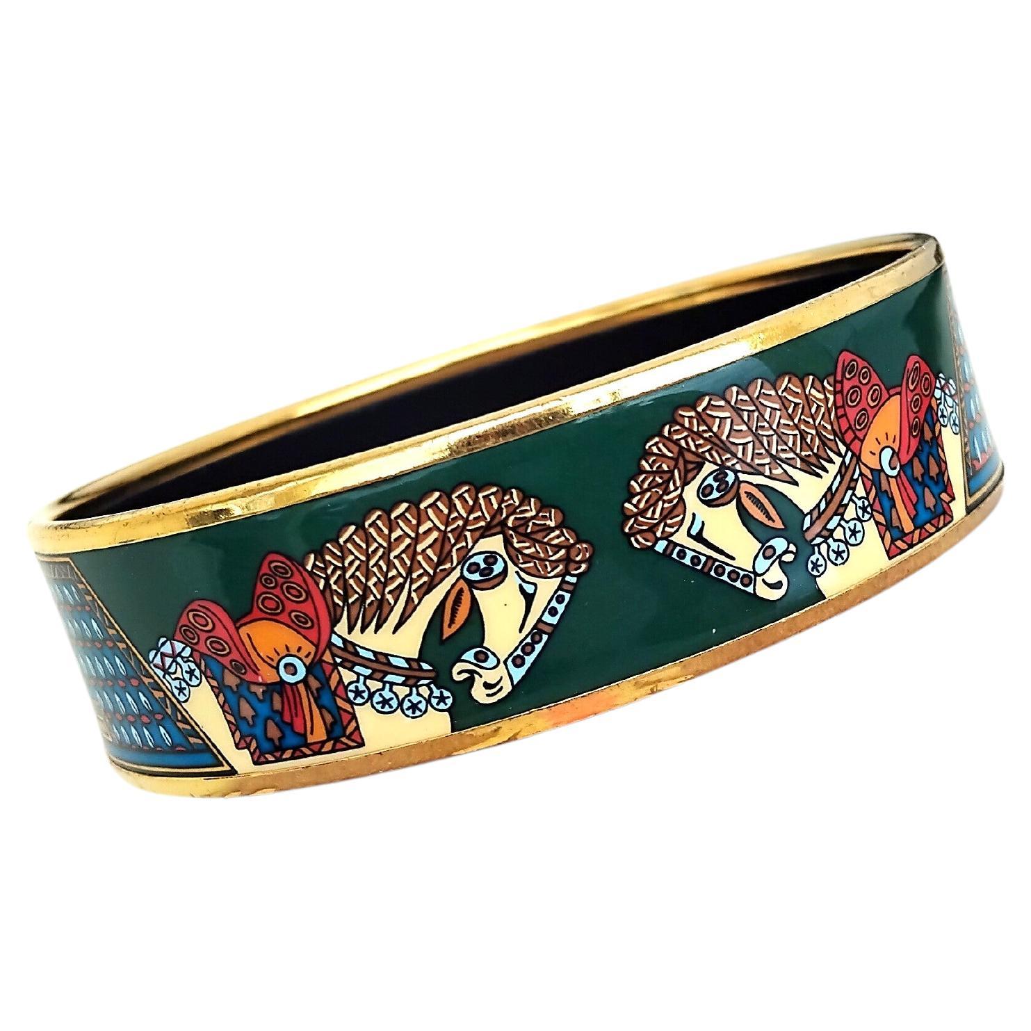 Hermès Horses Print Gold Hdw Enamel Bracelet Size 70 Art des Steppes 2