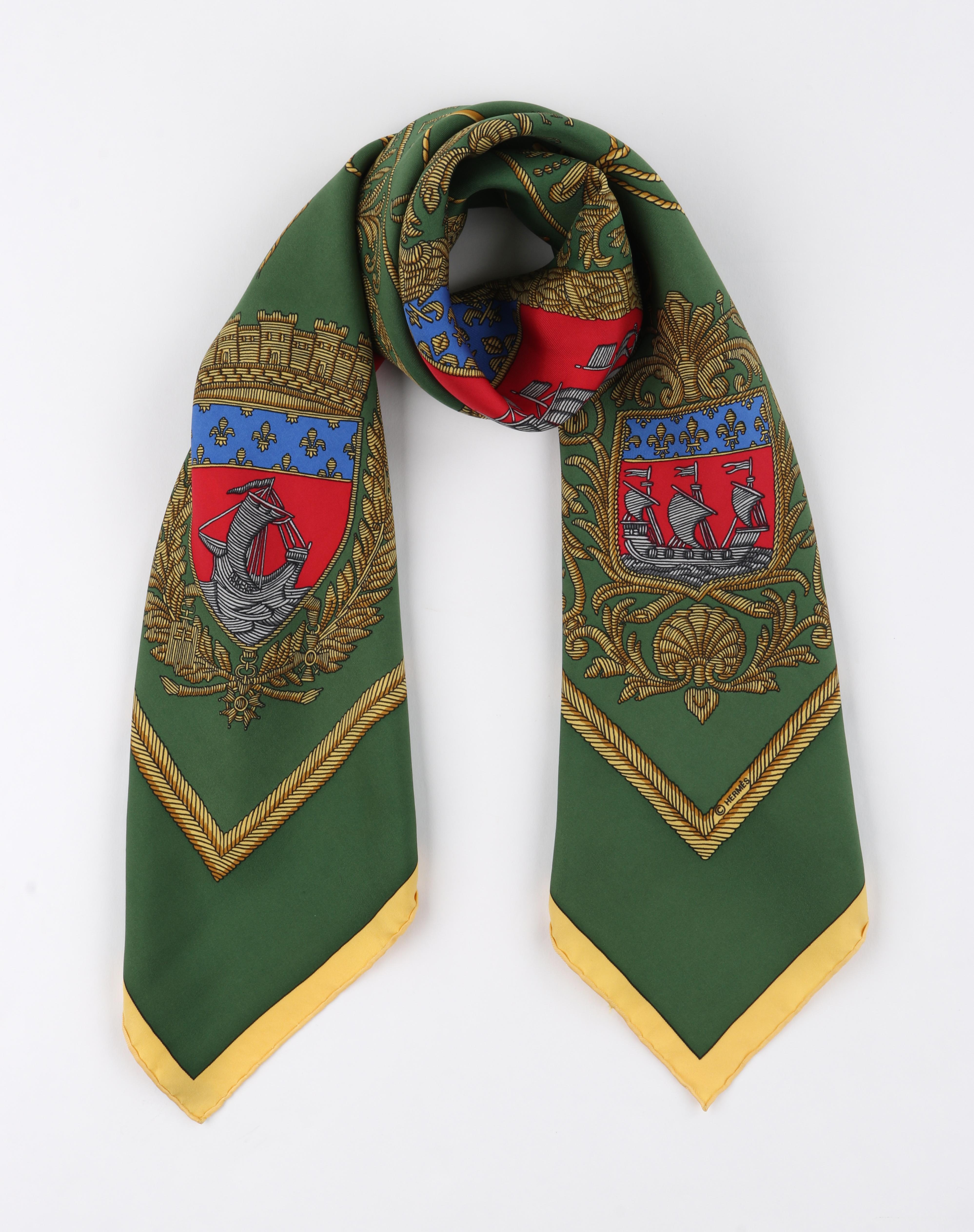 Hermès Hugo Grygkar Les Armes De Paris Seidenschal mit grünem, gelbem und marineblauem Schiffsdruck (Schwarz)
