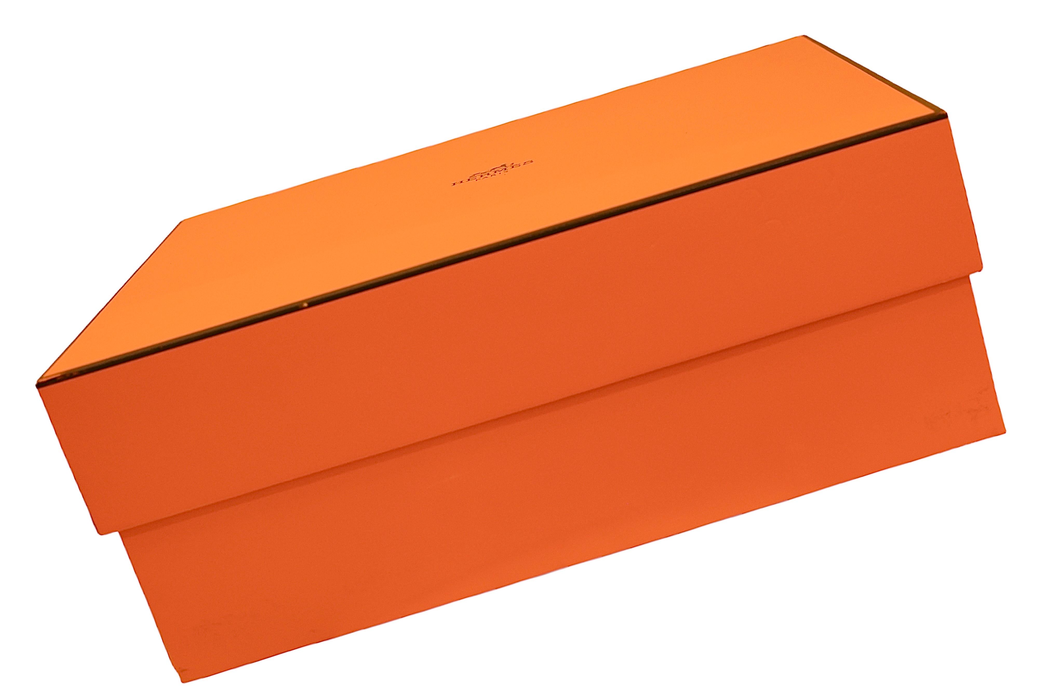 Hermès Humidor 11