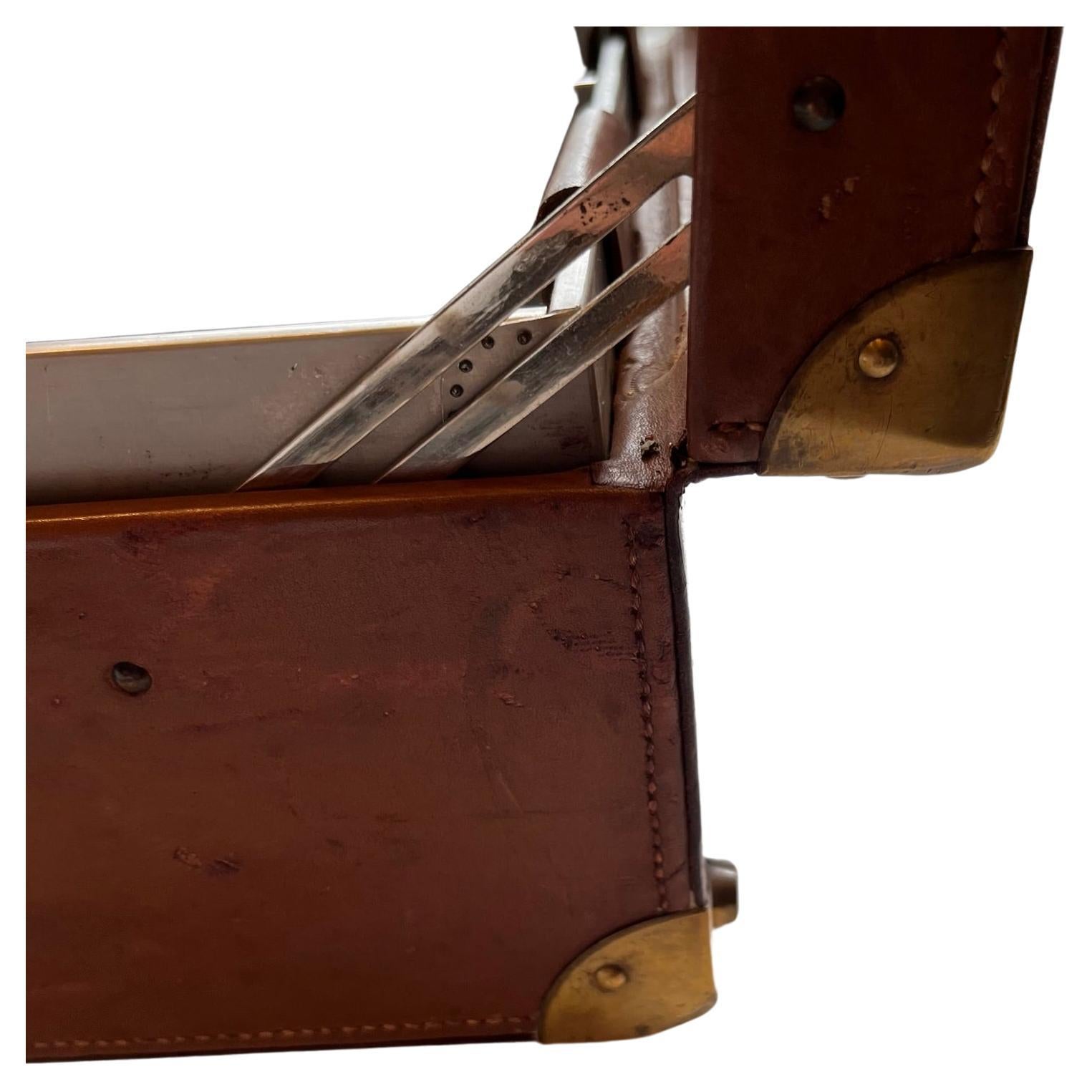 HERMES Jagdtasche C.1930er Jahre im Zustand „Starke Gebrauchsspuren“ im Angebot in New York, NY
