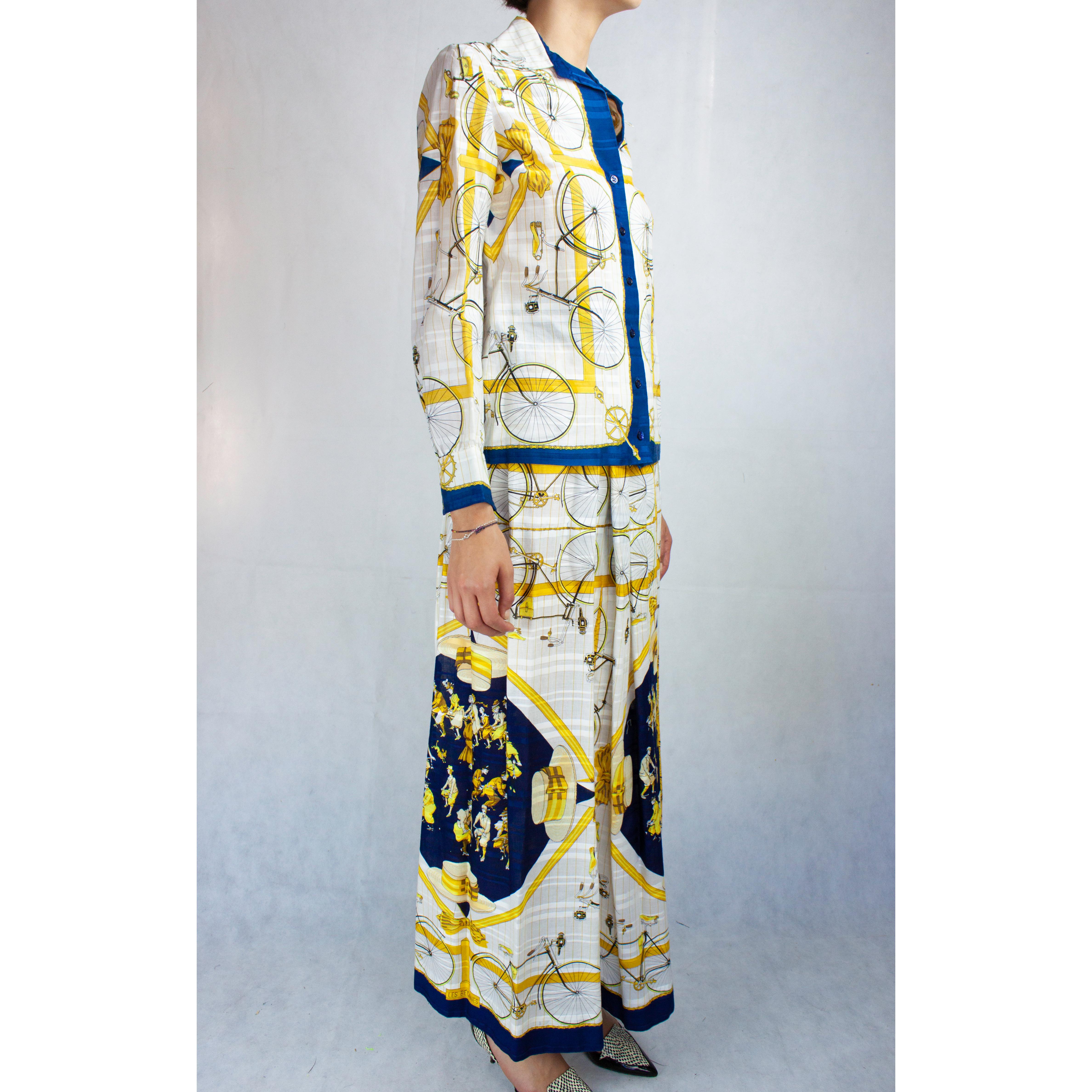 Beige Hermès iconic “Les Bécanes” motifs skirt ensemble. circa 1970s
