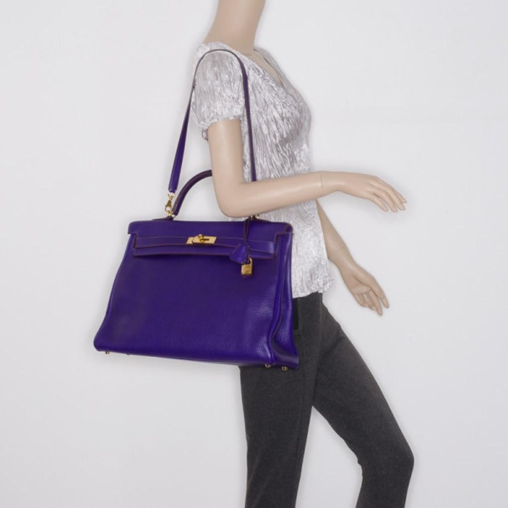 Black Hermes Iris Togo Leather Gold Hardware Kelly Retourne 40 Bag