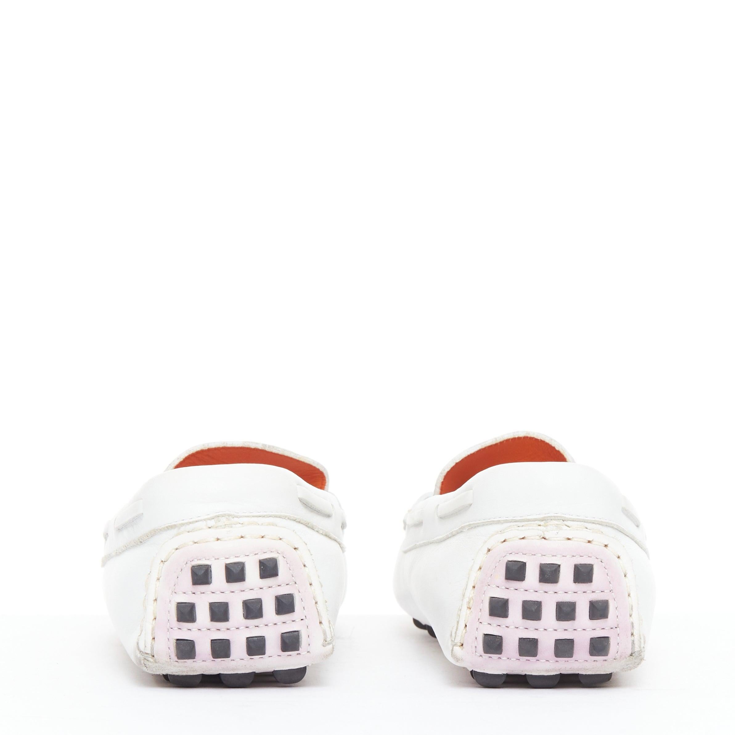 De las mujeres HERMES Irving mocasines de cuero swift blanco con tachuelas plateadas EU35.5 en venta