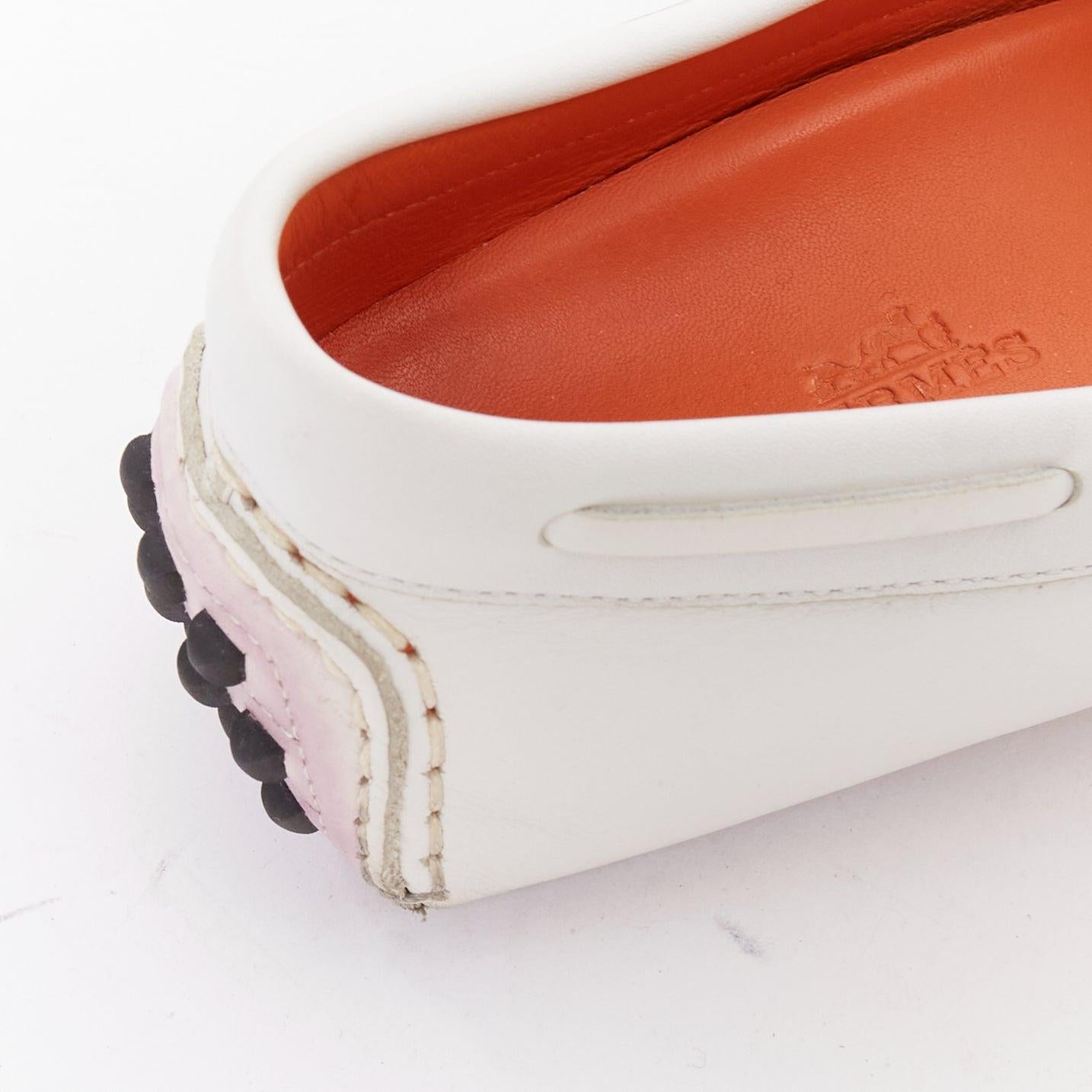 HERMES Irving mocasines de cuero swift blanco con tachuelas plateadas EU35.5 en venta 4