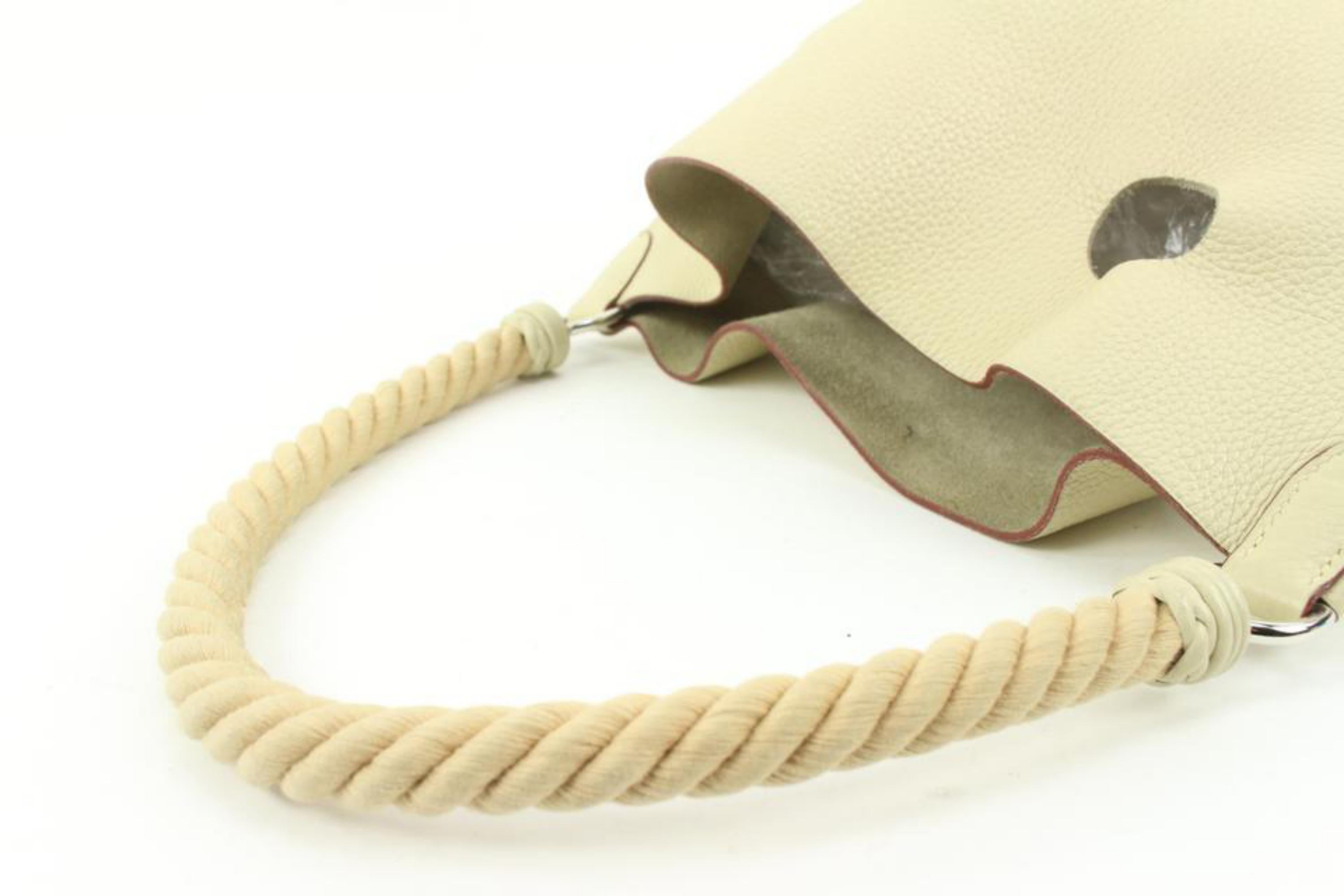 Hermès Ivory Clemence Leather Mangeoire Rope Bucket Bag 53h224s In Good Condition For Sale In Dix hills, NY